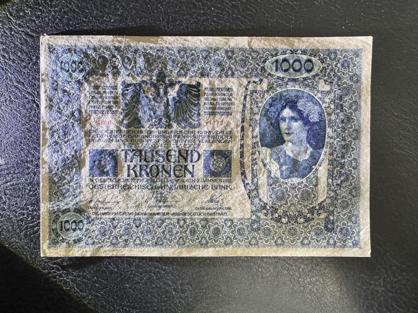 收藏联盟Quantum Auction 第346期拍卖  奥匈帝国加盖奥地利1902年1000克朗 品相UNC  四角有瑕疵 细节如图 大票幅