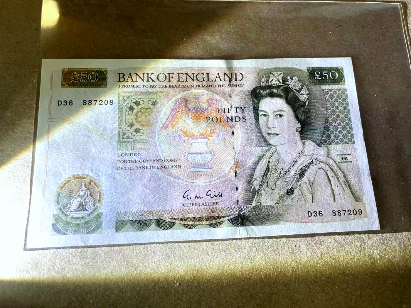 【Blue Auction】✨世界纸币精拍第477期——周日畅拍场 英国 D序列50镑 UNC 