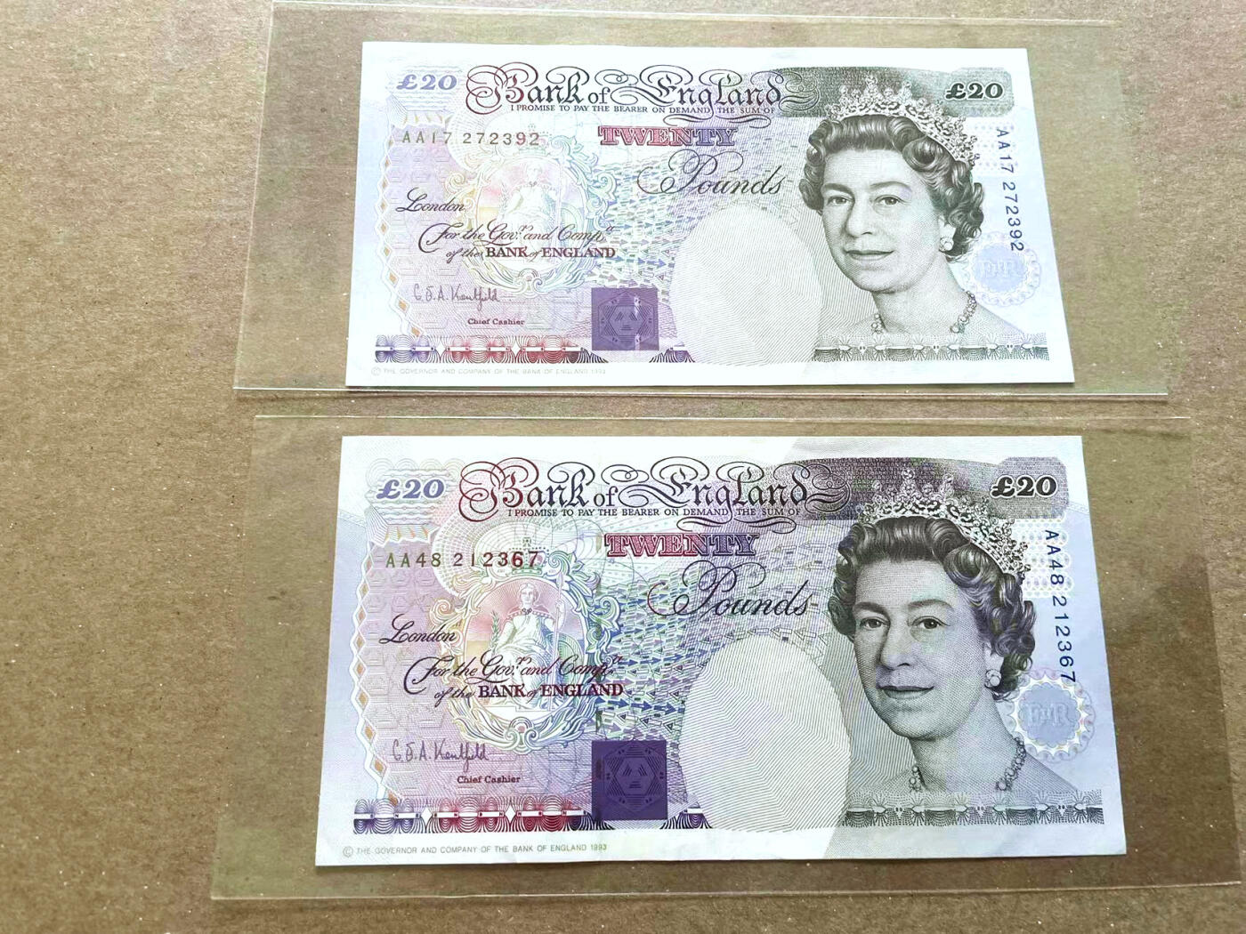 【Blue Auction】✨世界纸币精拍第477期——周日畅拍场 【一组2张】英国 E序列20镑 AU品相