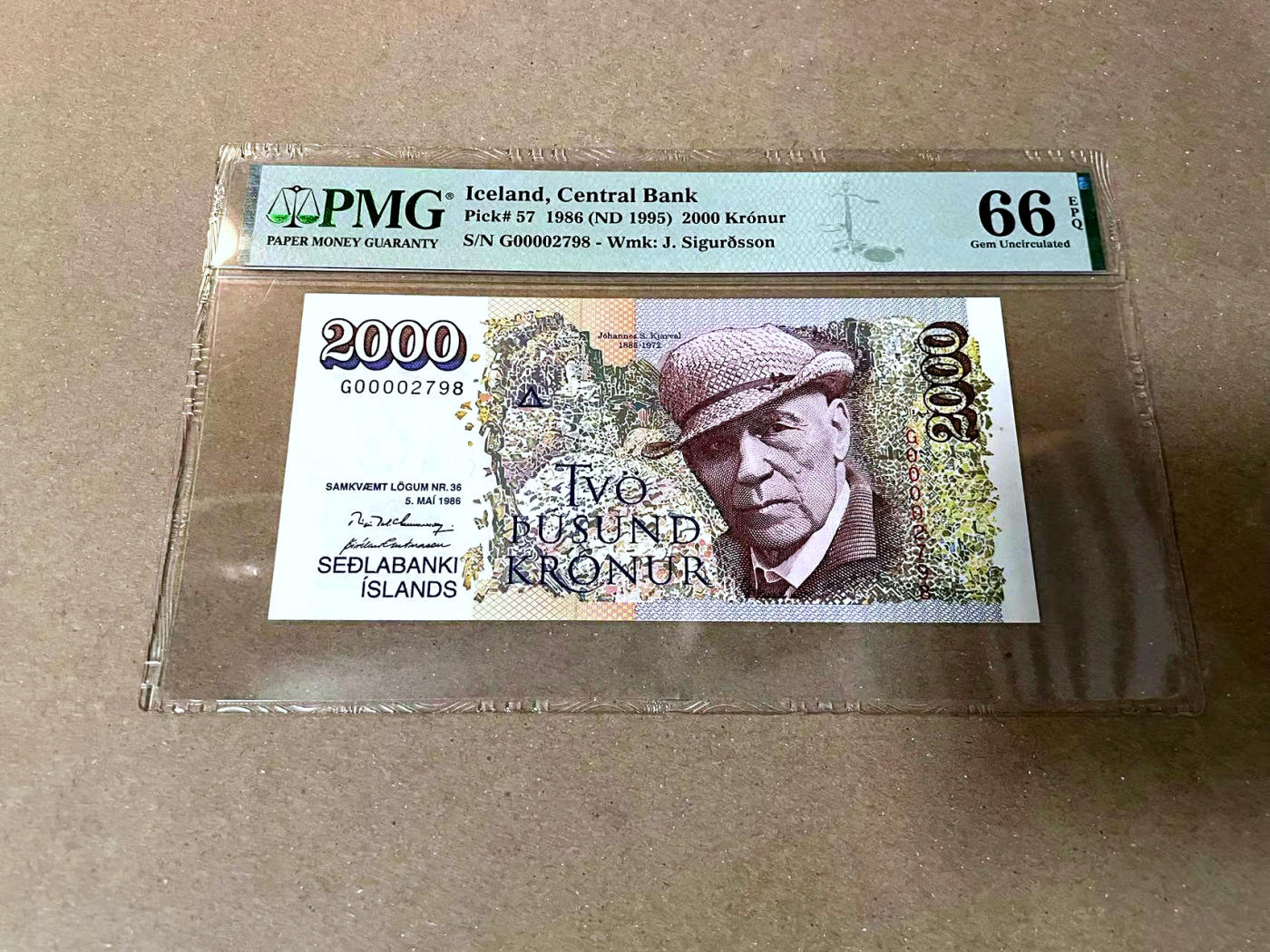 【Blue Auction】✨世界纸币精拍第477期——周日畅拍场 【千位小号】冰岛 1986版2000克朗 PMG66EPQ  