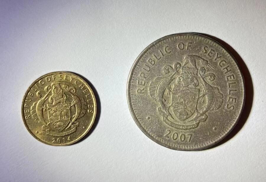 海外回流币1元起拍专场 塞舌尔1卢比和1分各一枚
