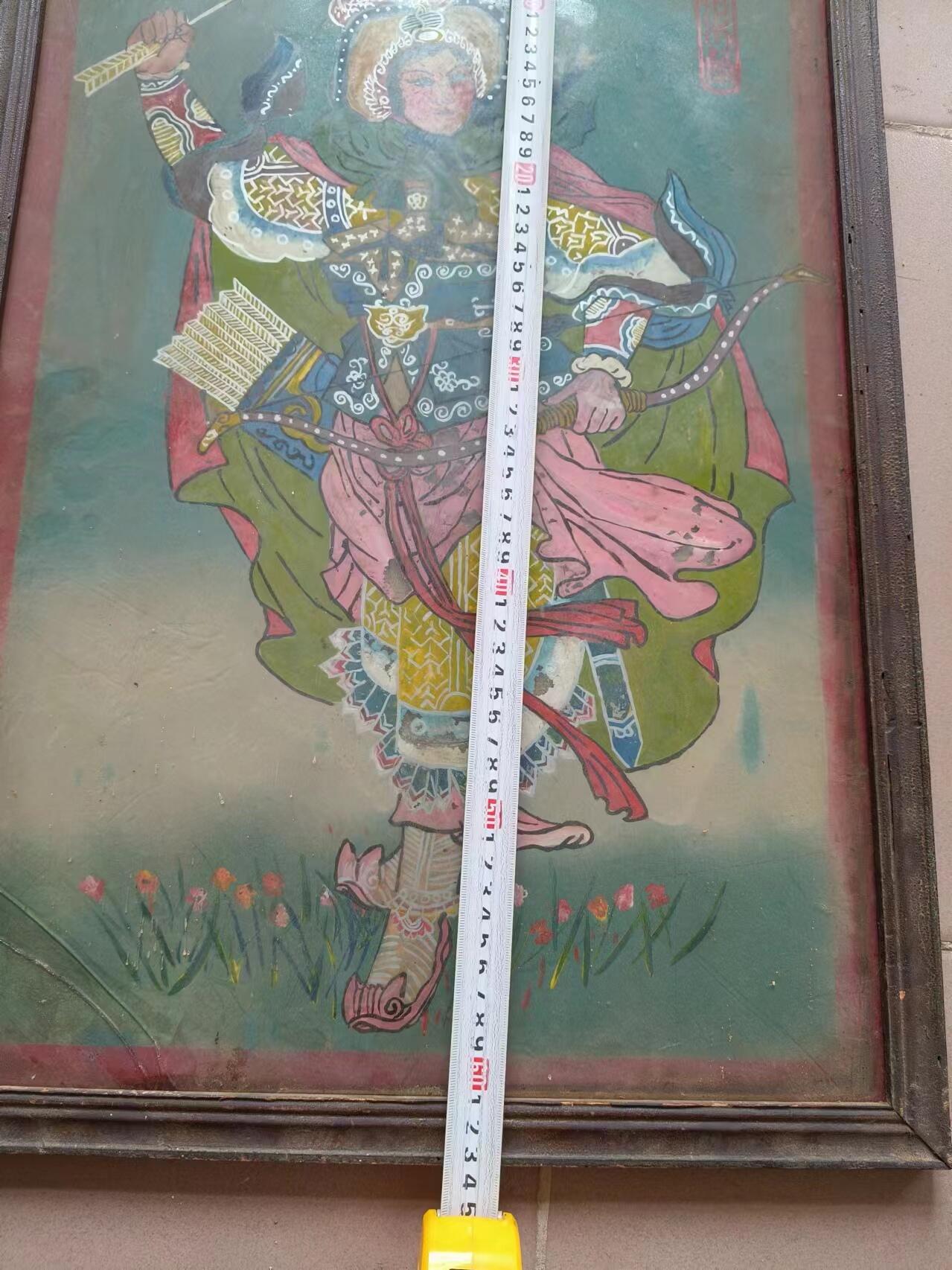 下乡收到，穆桂英手绘玻璃画，画工精美，神姿英武，左角有裂不影响收藏价值，包老包手绘