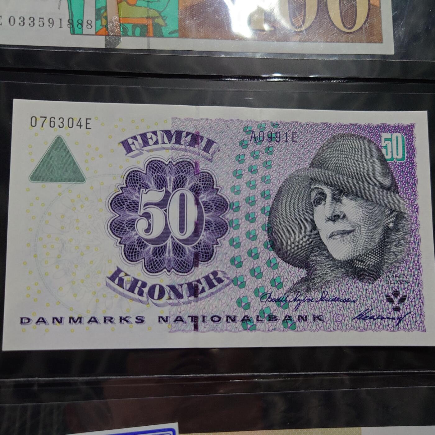 【世界钱币】精选微拍第106期暨2024年第17期  评级裸钞杂烩场 1999年初版首年丹麦50克朗 全新绝品