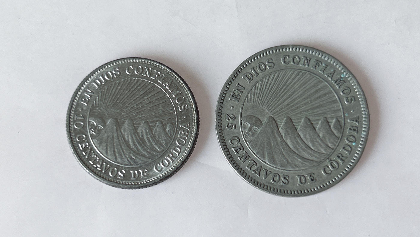 第一海外回流一元起拍收藏 散币专场 第88期 尼加拉瓜（10+25）分硬币2枚