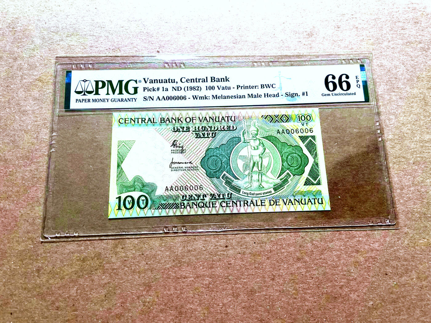 【Blue Auction】✨世界纸币精拍第478期【精】 【AA倒置号重复号 p1a】瓦努阿图 1982年100瓦图 PMG66EPQ