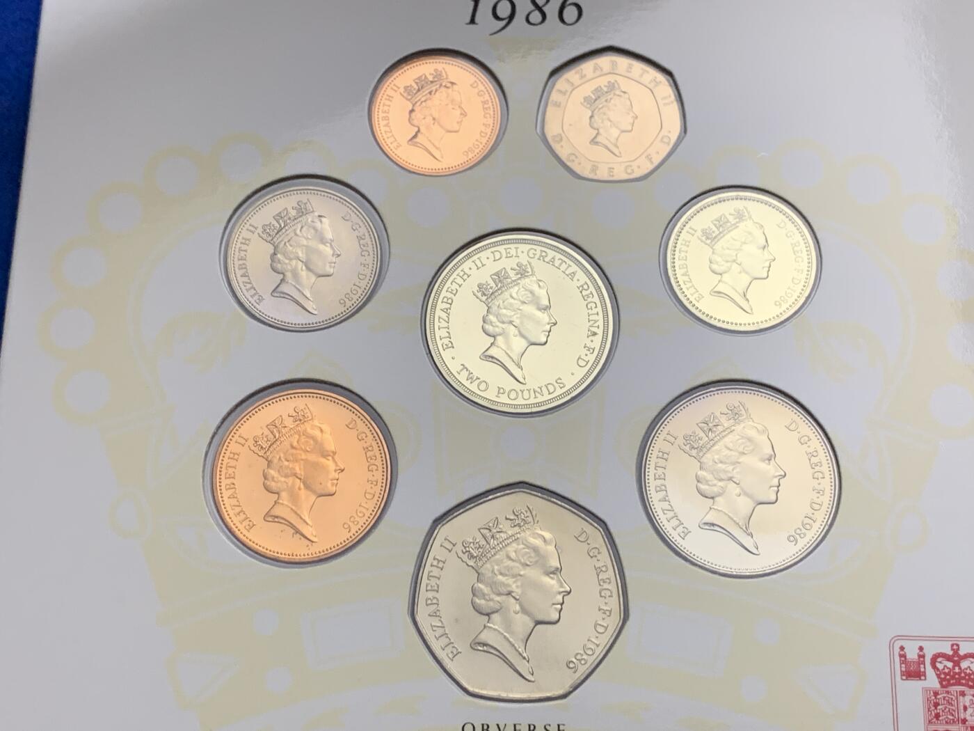 《竞宝斋》第269场- 周日，周一，周二  3场连拍 （全场包邮） 英国1986年8枚装硬币套装 含英联邦运动会2英镑 性价比最高的年份之一