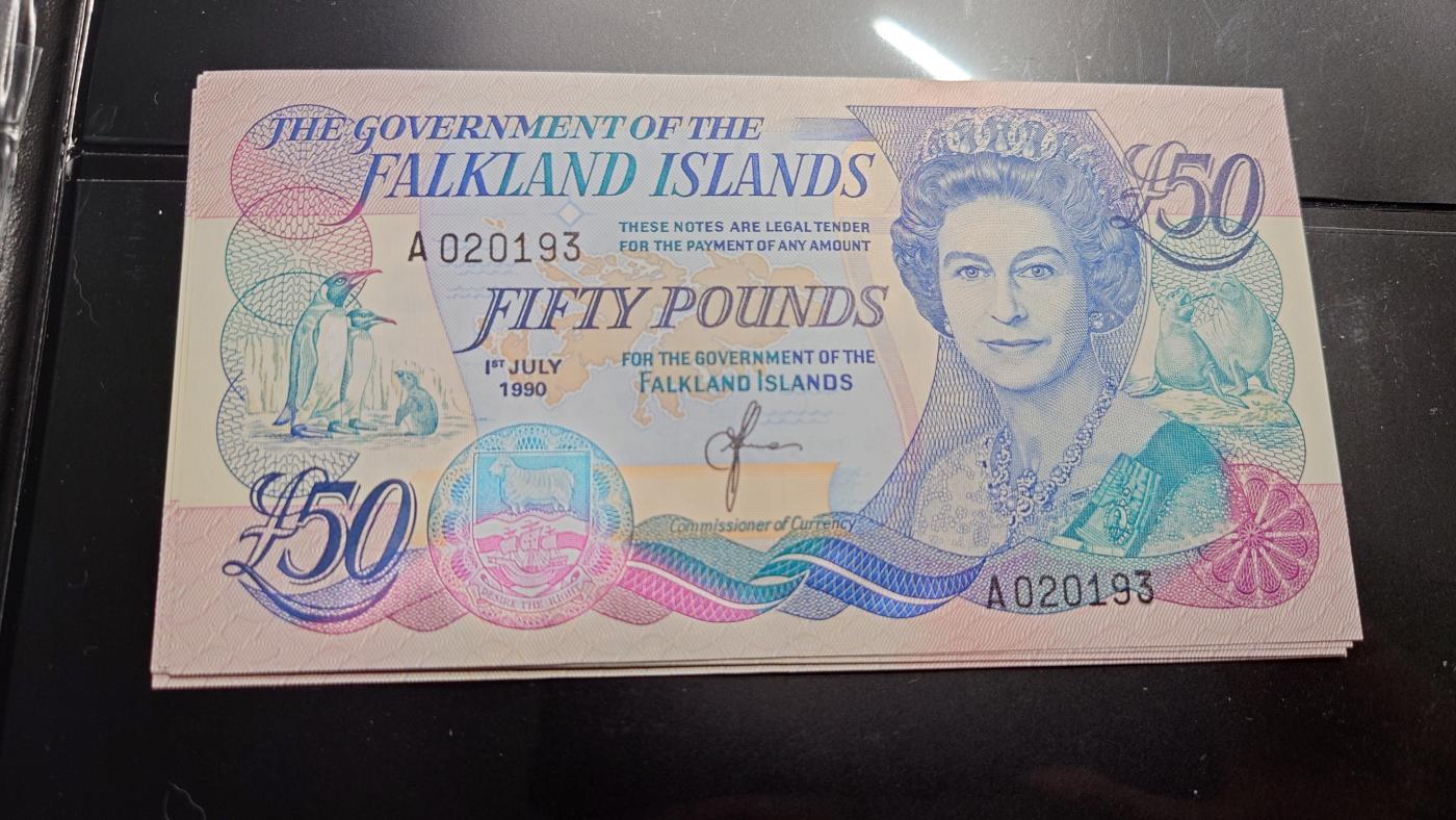 【世界钱币】精选微拍第106期暨2024年第17期  评级裸钞杂烩场 1990年福克兰群岛50镑 全新绝品无47尾号193