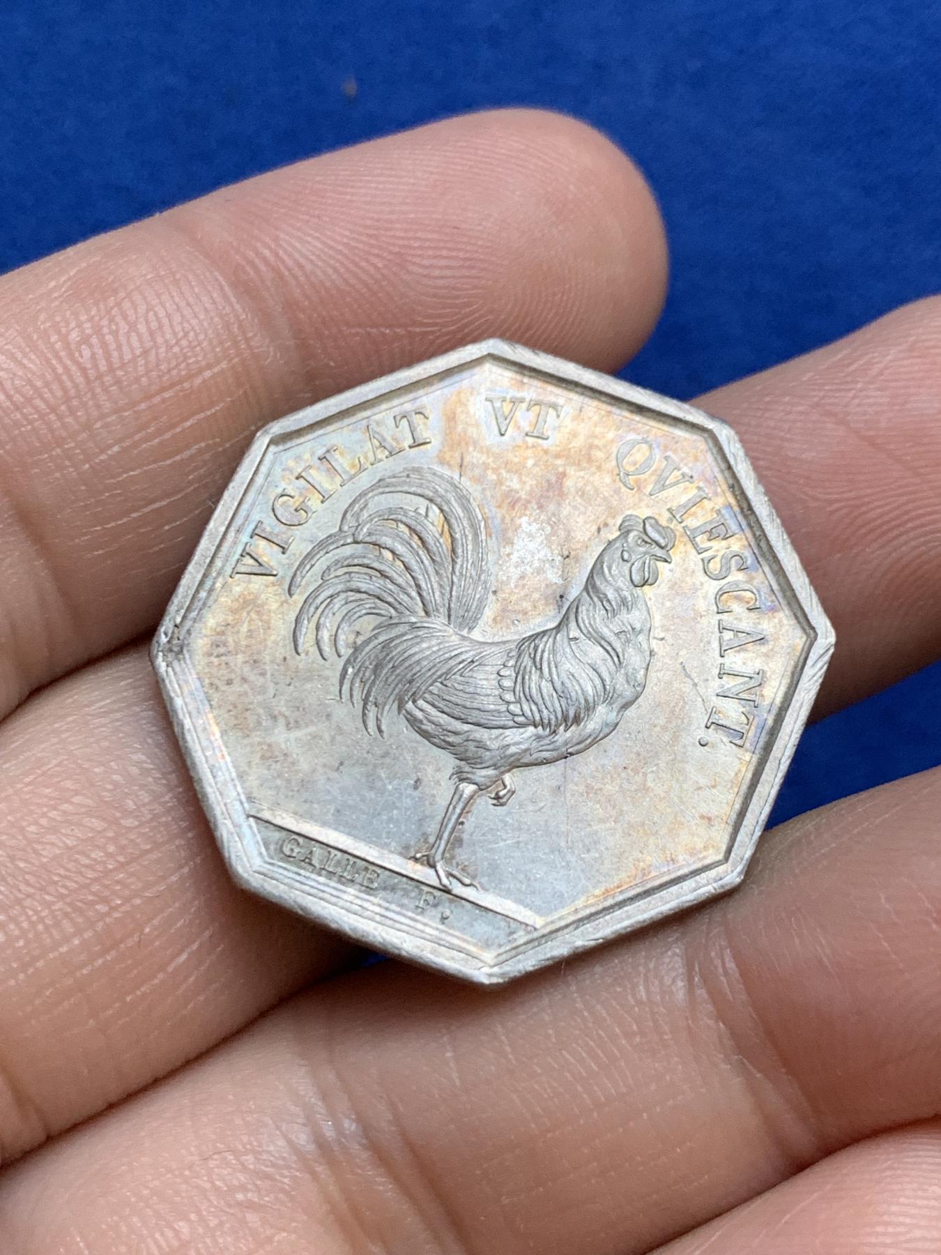 《竞宝斋》第271场-八角与章专场 周日，周一，周二  3场连拍 （全场包邮） 法国JETON银质八角，警察和宪兵，“警惕的公鸡”，直径30.0毫米，重9.93克，边铭：无