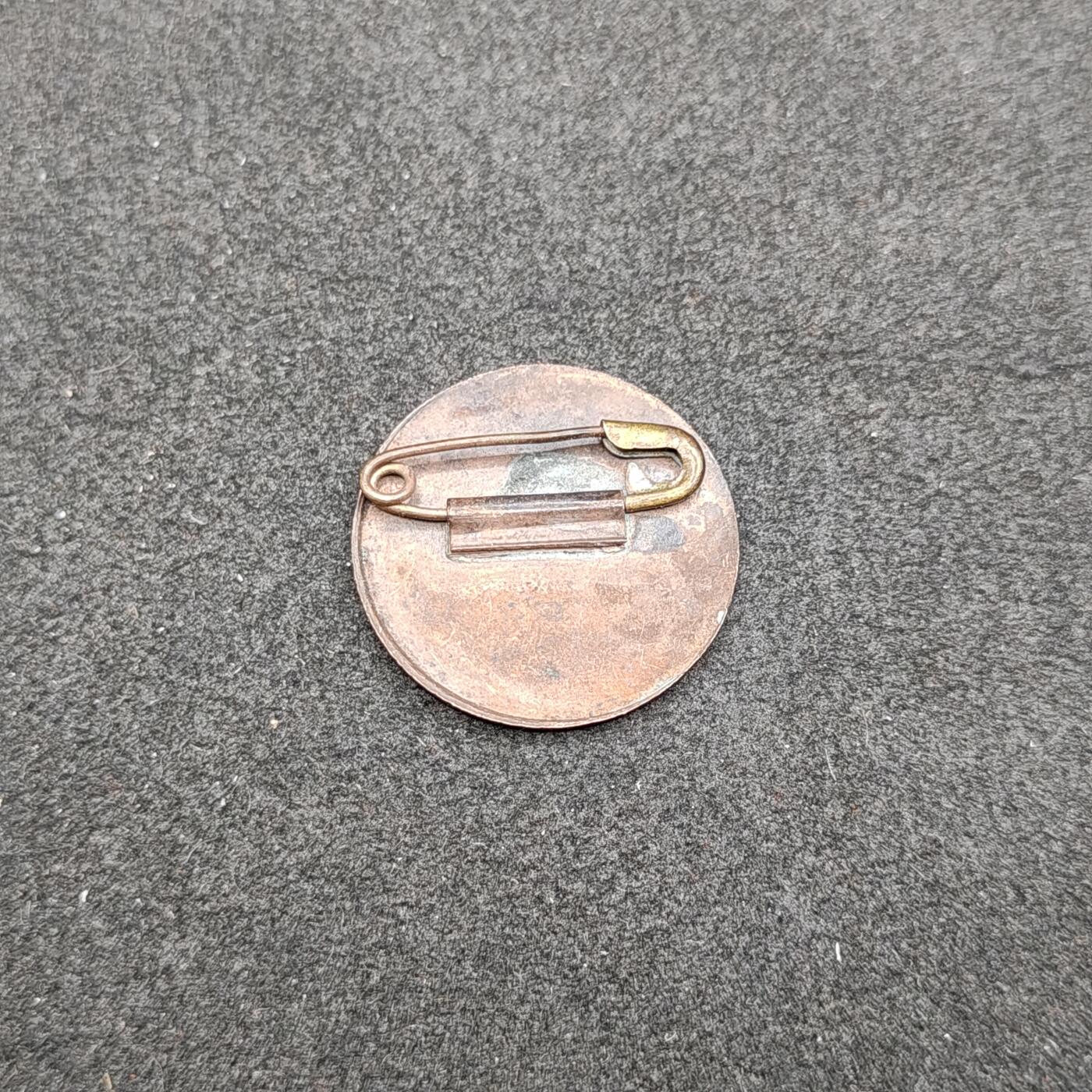 全场0元起拍 第158期 咸鱼国勋章拍卖专场 5月22日（周三）下午6：00开始 日本投票徽章