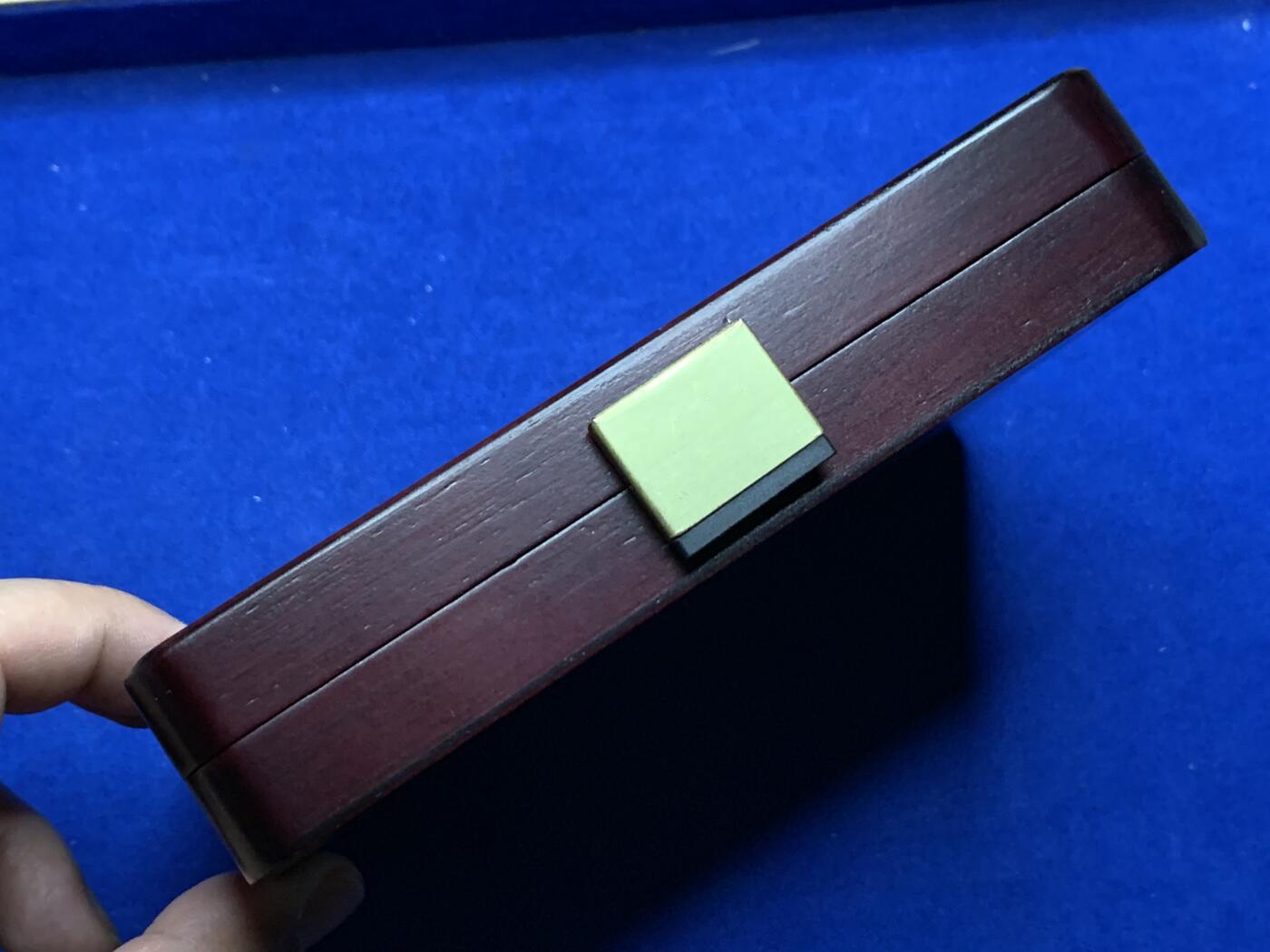 《竞宝斋》第269场- 周日，周一，周二  3场连拍 （全场包邮） 评级币收纳盒 可放两枚评级币 细节见图