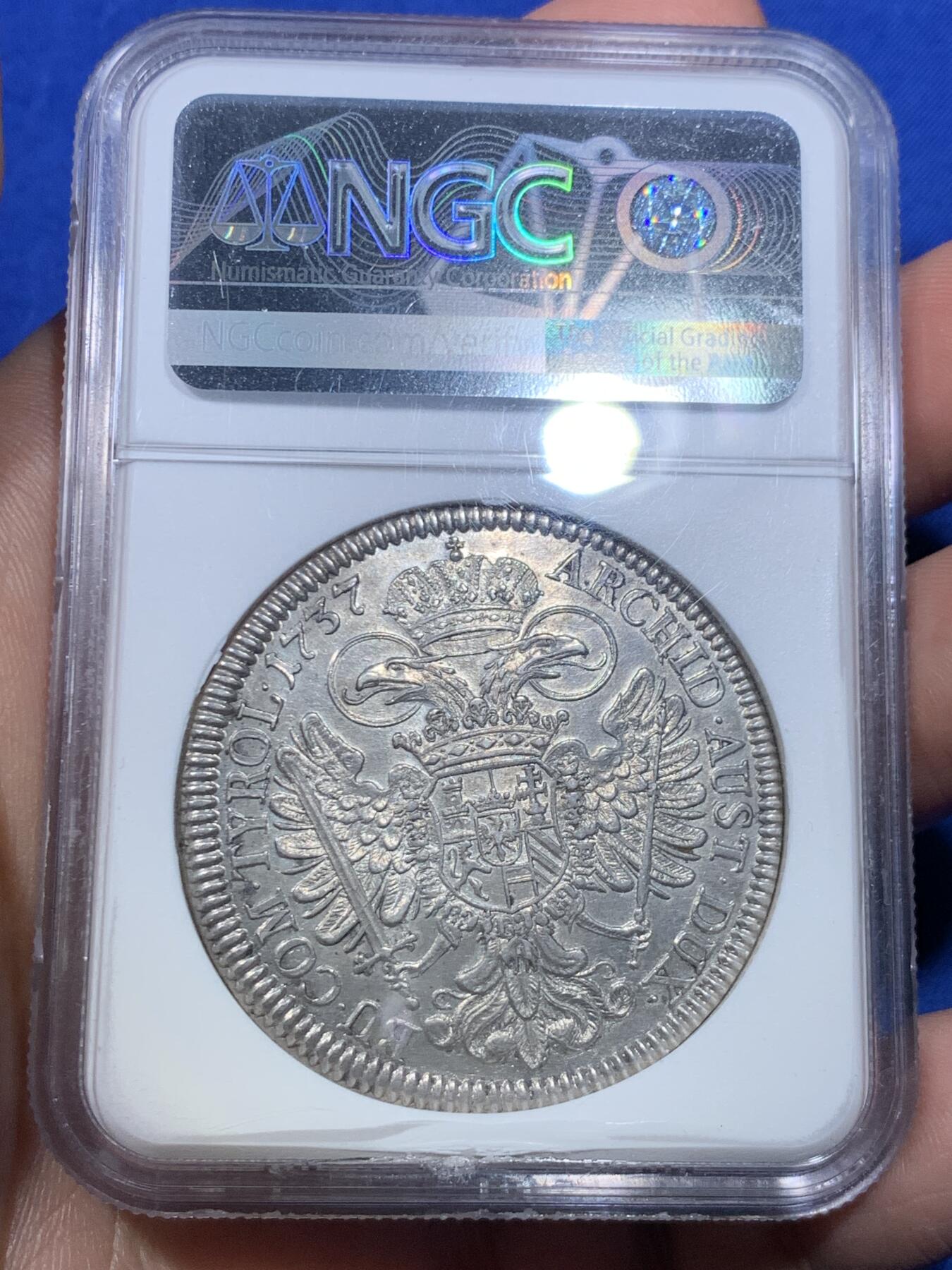 《竞宝斋》第269场- 周日，周一，周二  3场连拍 （全场包邮） NGC MS61 神罗奥地利1737年卡尔六世1泰勒银币