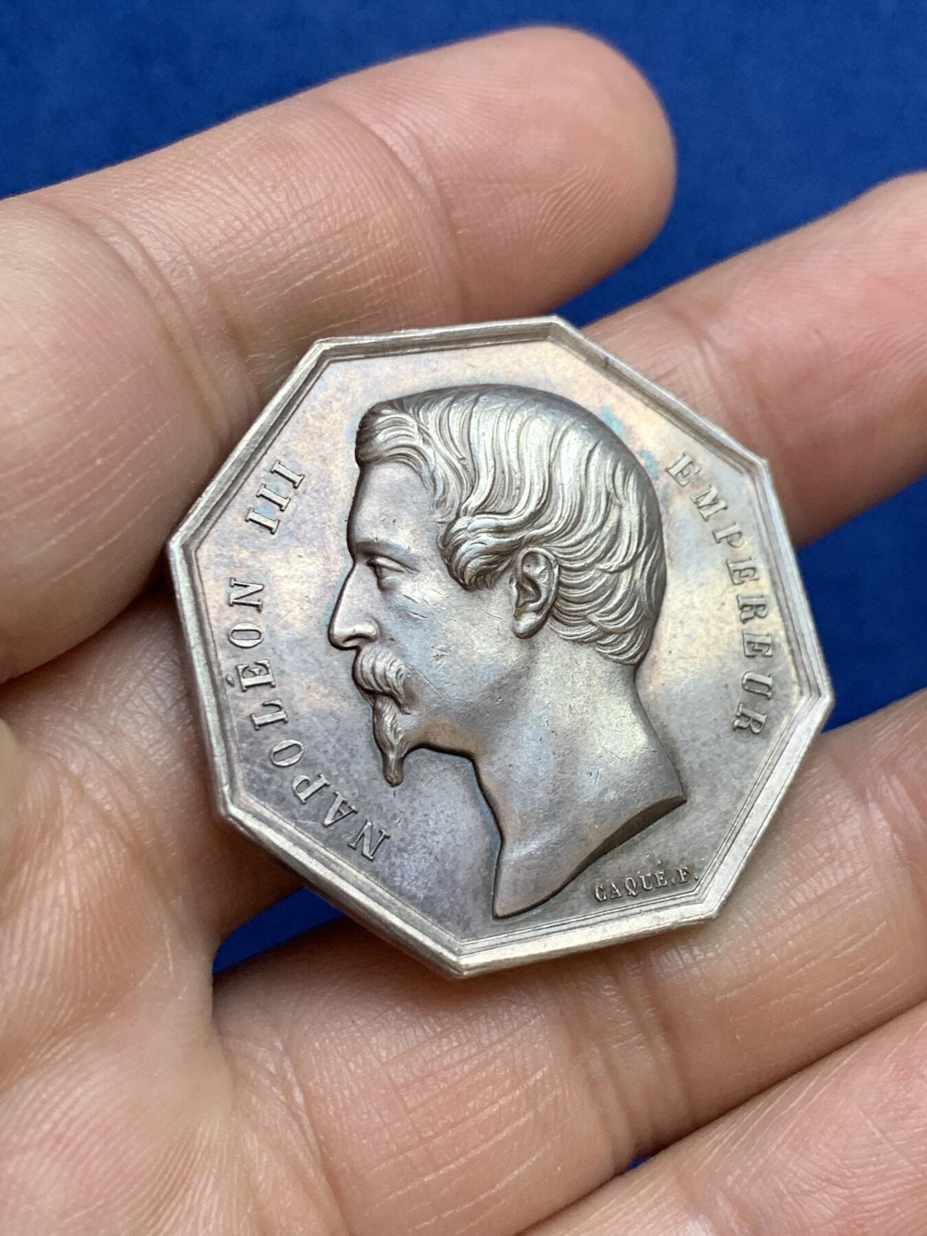 《竞宝斋》第271场-八角与章专场 周日，周一，周二  3场连拍 （全场包邮） 法国八角银章，马赛商会，19.09g，35.1mm，手指边铭