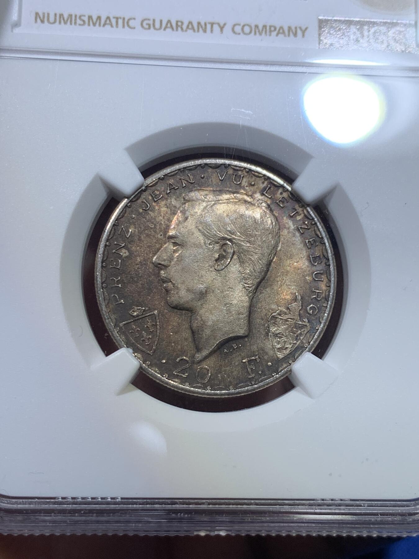 《竞宝斋》第269场- 周日，周一，周二  3场连拍 （全场包邮） NGC MS64 卢森堡1946年盲人约翰阵亡600年纪念20法郎银币