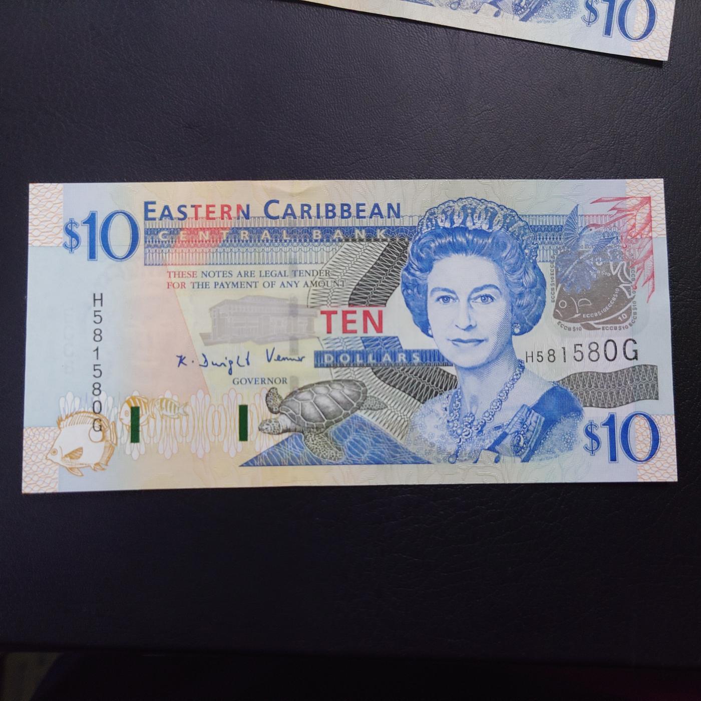 【世界钱币】精选微拍第106期暨2024年第17期  评级裸钞杂烩场 东加勒比10元 格林内达 全新绝品无47尾号580