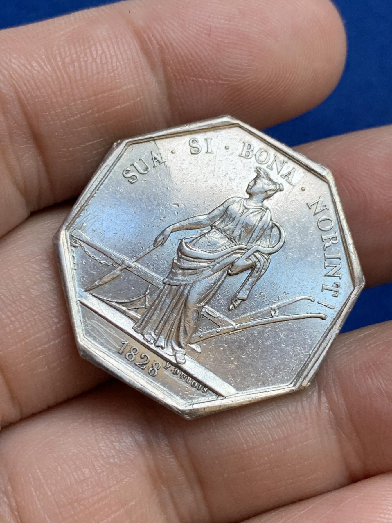 《竞宝斋》第271场-八角与章专场 周日，周一，周二  3场连拍 （全场包邮） 法国八角银质代币，卢瓦尔农业、园艺、渔业、狩猎和皇家农业协会，12.04g，30.7mm，1842-1845船首边铭