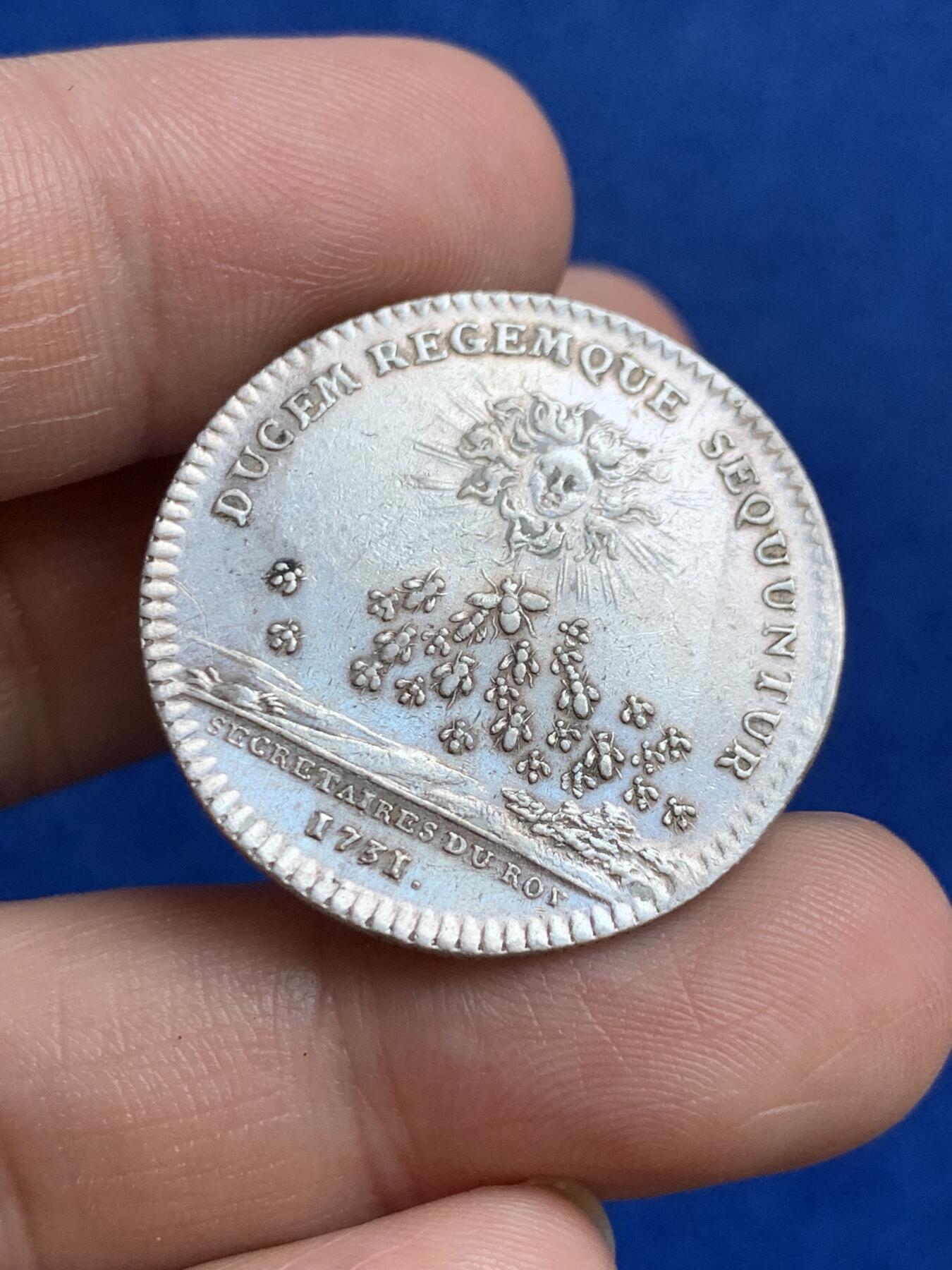 《竞宝斋》第271场-八角与章专场 周日，周一，周二  3场连拍 （全场包邮） 法国路易十五时期国王秘书银质代币，8.00g，30mm