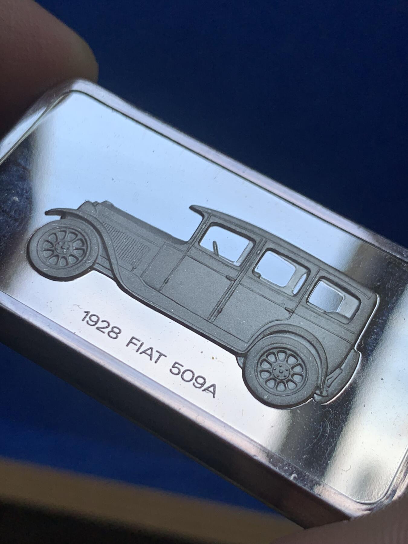 《竞宝斋》第269场- 周日，周一，周二  3场连拍 （全场包邮） 1928款意大利老爷车索菲达银砖 925银 68.5g的大家伙手感十足 百年老物件保存完好 镜面超好