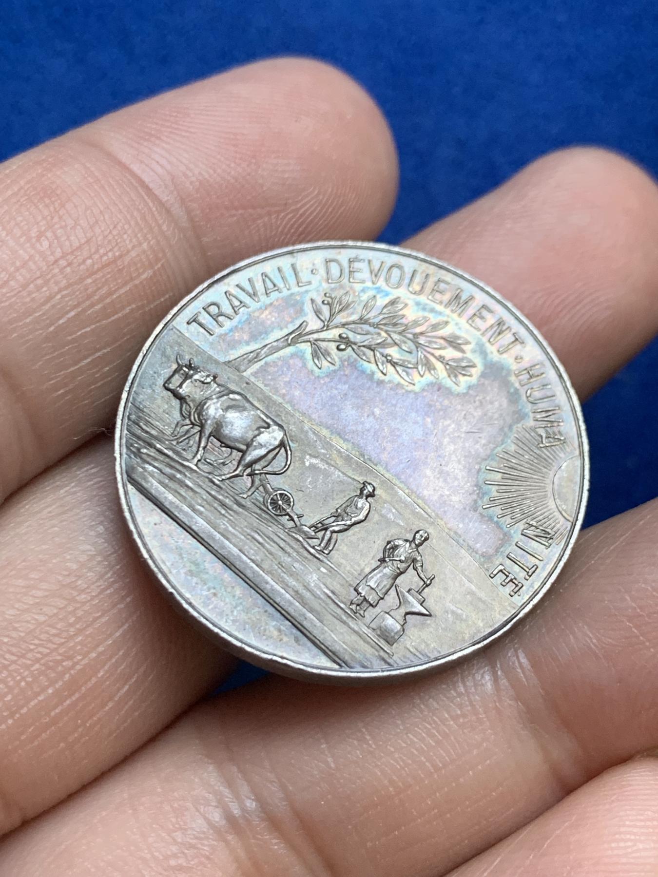 《竞宝斋》第271场-八角与章专场 周日，周一，周二  3场连拍 （全场包邮） 法国银质jeton，先见之明保险，14.28g，30.5mm，密涅瓦厂标+950含银标志