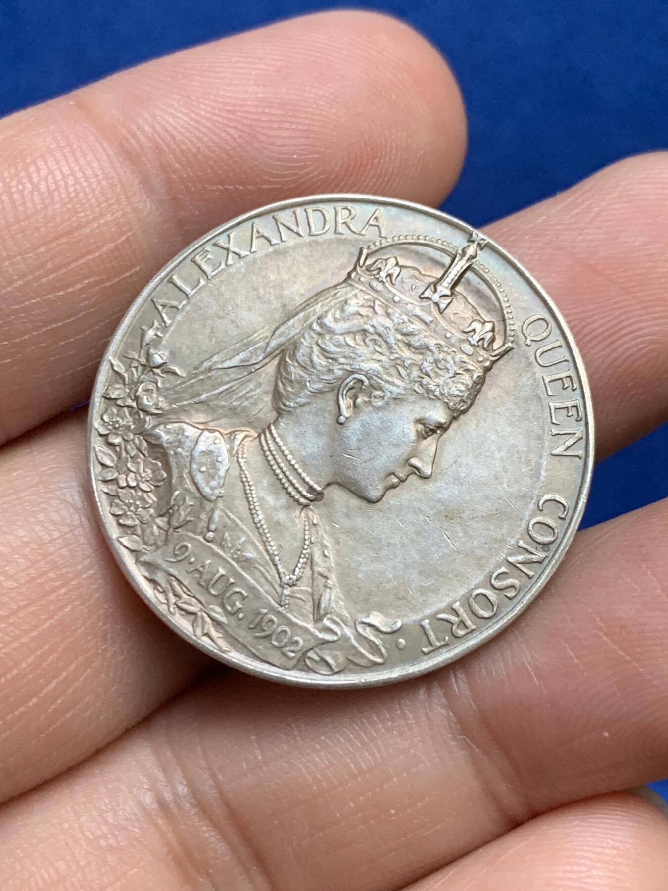 《竞宝斋》第269场- 周日，周一，周二  3场连拍 （全场包邮） 英国1902年爱德华七世加冕纪念银章 12.79g，31mm