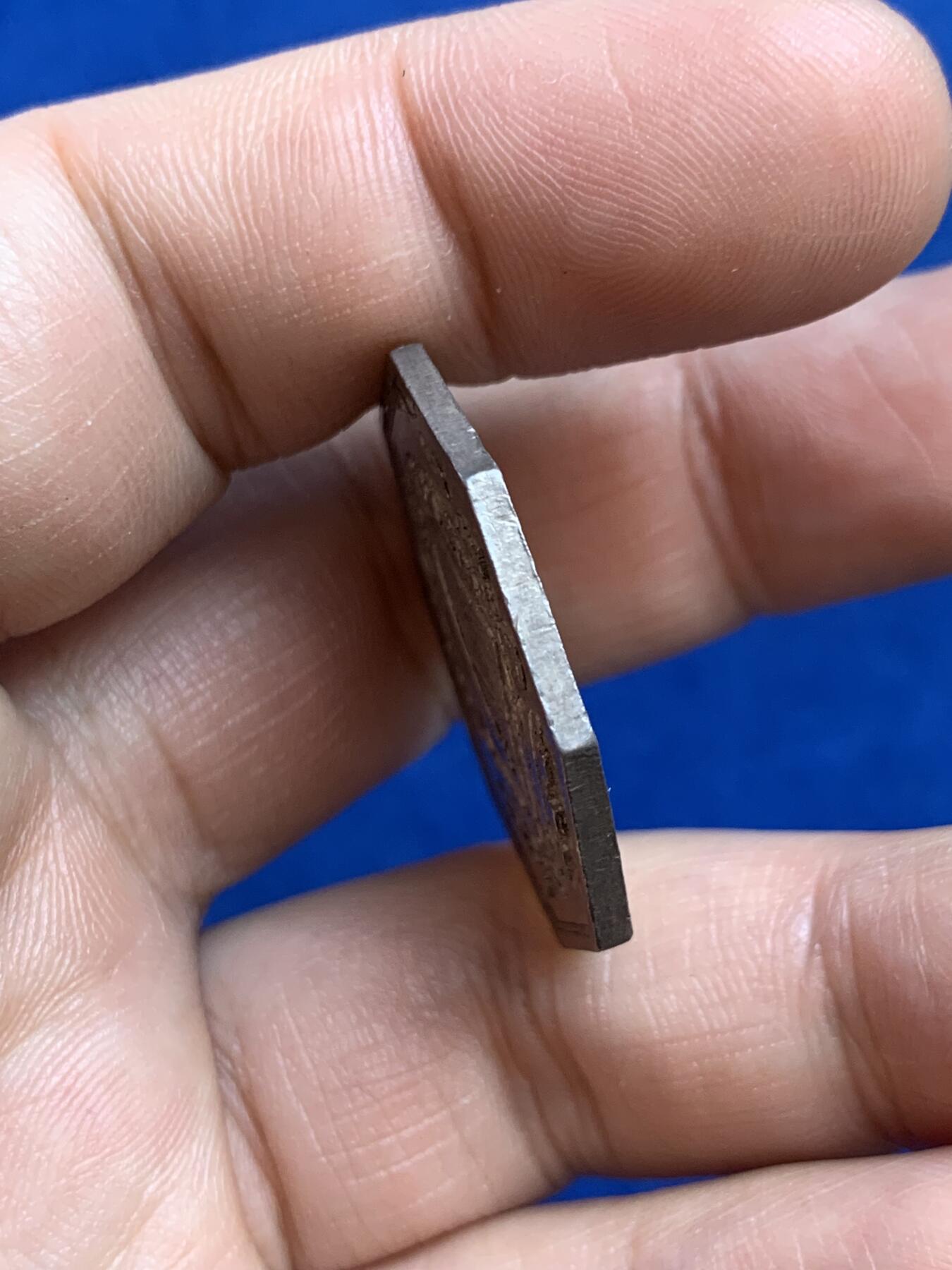 《竞宝斋》第271场-八角与章专场 周日，周一，周二  3场连拍 （全场包邮） 法国1821年科尔马市政厅八角银质代币，12.78g，30.5mm，早期无边铭