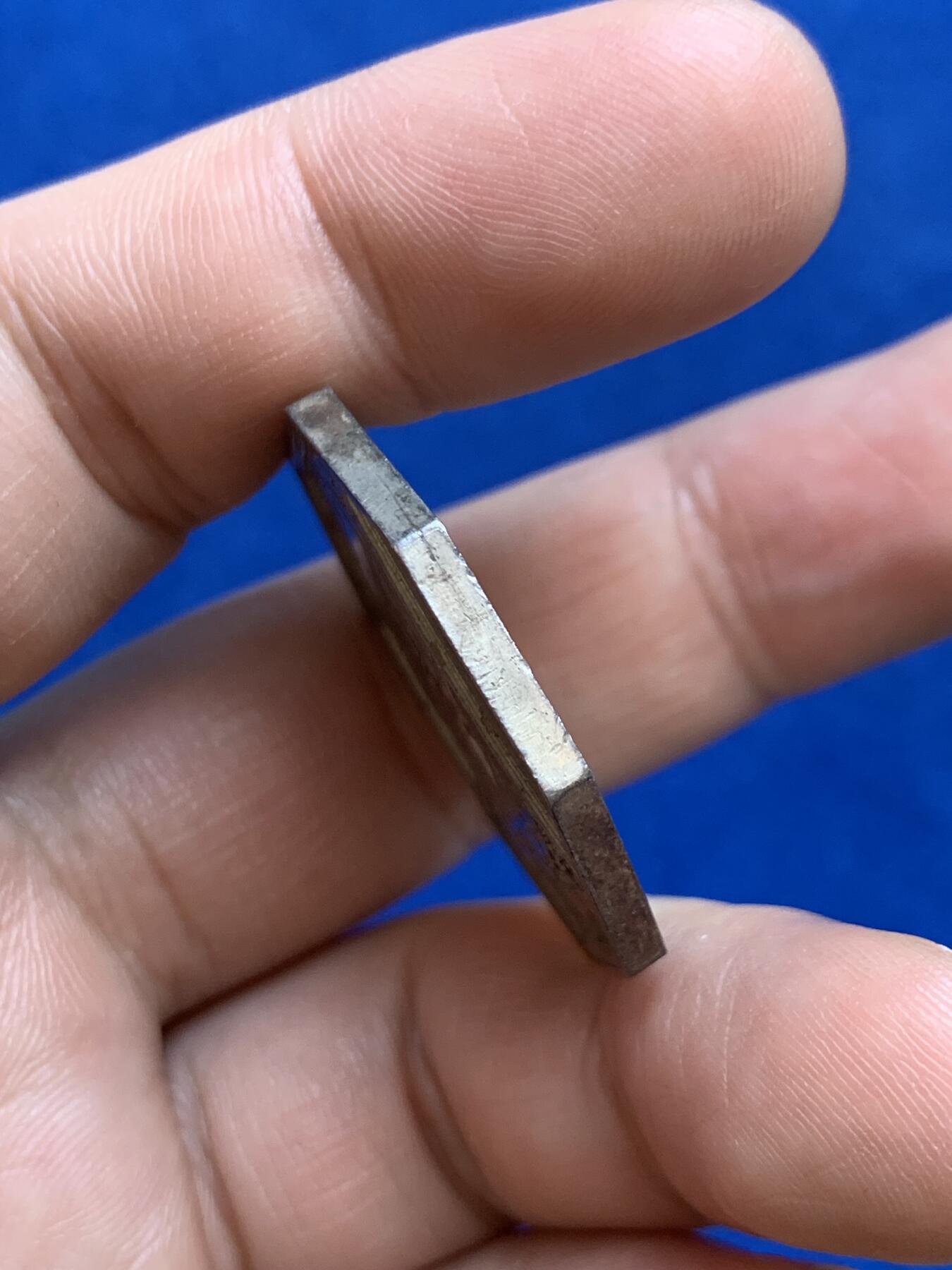 《竞宝斋》第271场-八角与章专场 周日，周一，周二  3场连拍 （全场包邮） 法国八角银章，鲁昂海上保险公司，17.69g，32.7mm，早期无边铭