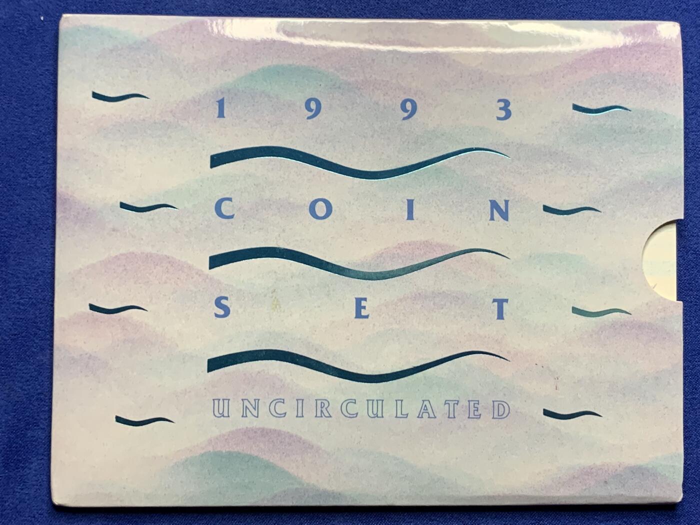 《竞宝斋》第269场- 周日，周一，周二  3场连拍 （全场包邮） 1993年澳大利亚皇家造币厂官方套币 带1元流通纪念币