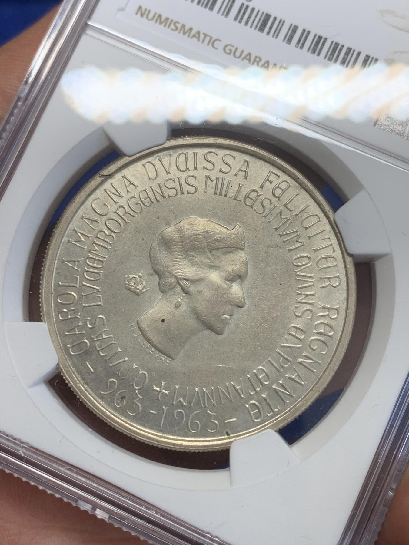 《竞宝斋》第269场- 周日，周一，周二  3场连拍 （全场包邮） NGC MS65 卢森堡1963年夏洛特大公夫人250法郎千禧城纪念银币