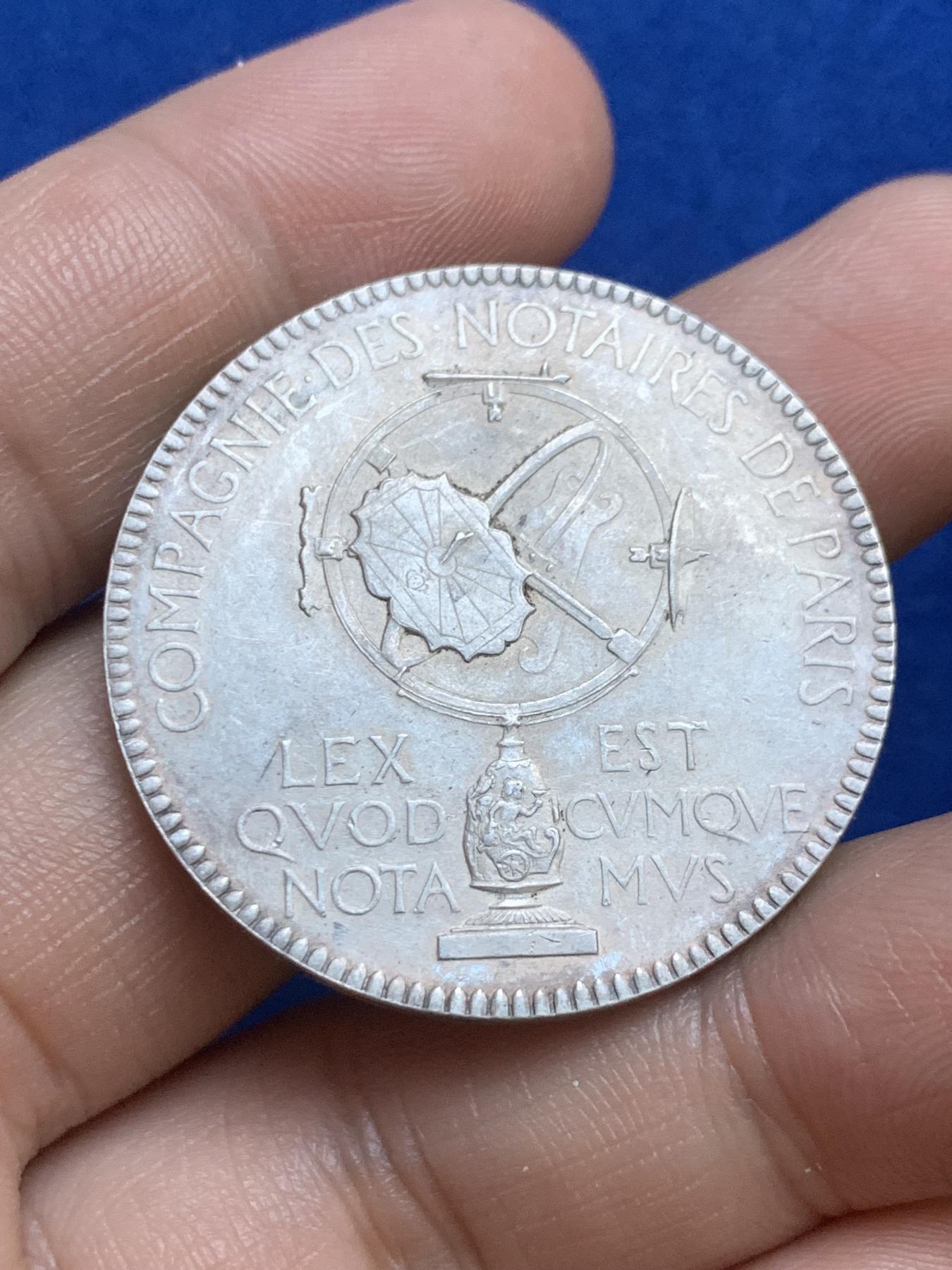 《竞宝斋》第271场-八角与章专场 周日，周一，周二  3场连拍 （全场包邮） 法国银质jeton，巴黎公证人，19.94g，36.4mm，丰饶角边铭