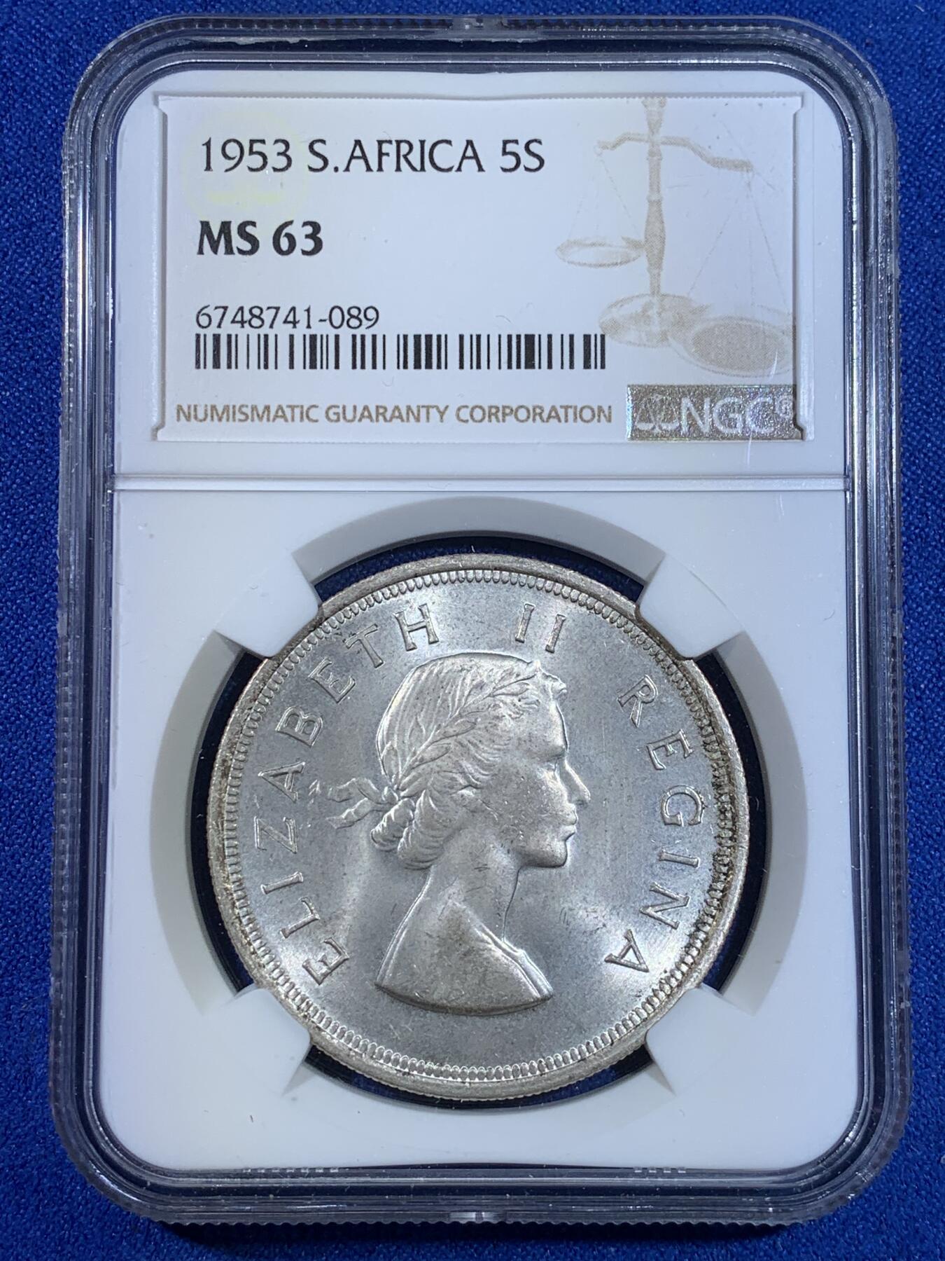 《竞宝斋》第269场- 周日，周一，周二  3场连拍 （全场包邮） NGC MS63 南非1953年伊丽莎白二世加冕首年克朗大银币