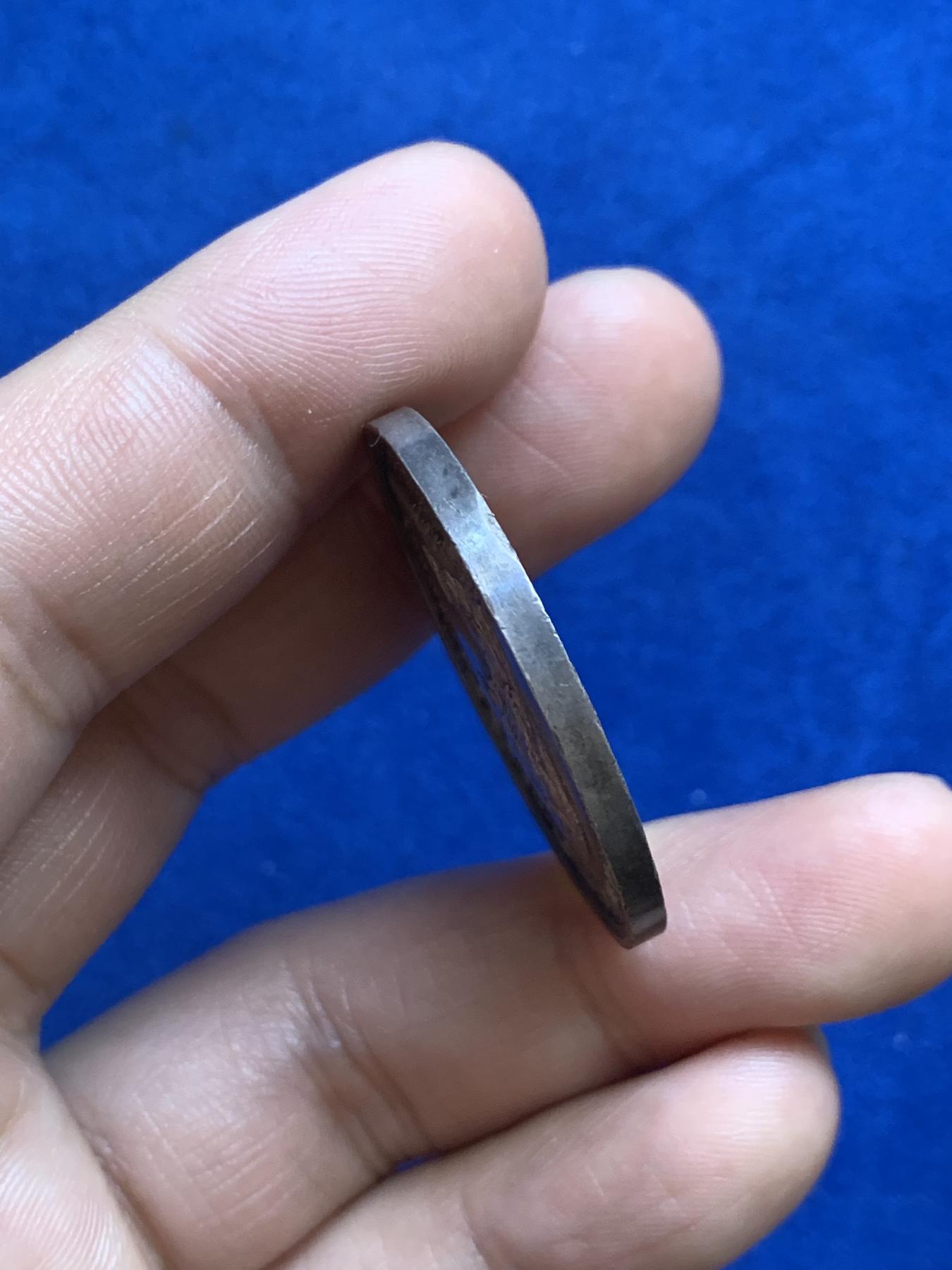 《竞宝斋》第271场-八角与章专场 周日，周一，周二  3场连拍 （全场包邮） 法国路易十八鲁昂公证人银质代币，18.68g，34.8mm，早期无边铭