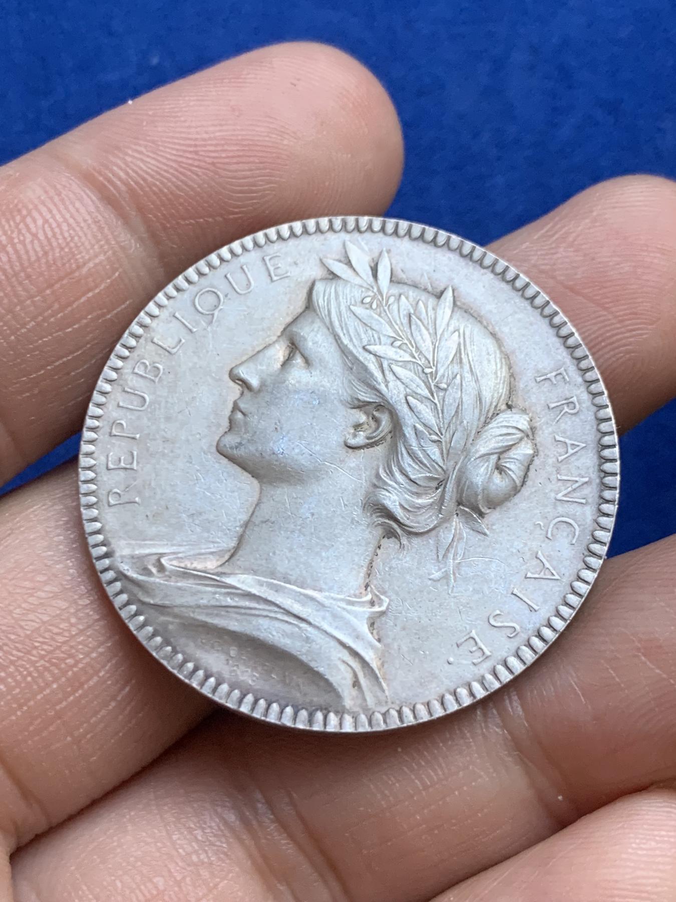 《竞宝斋》第271场-八角与章专场 周日，周一，周二  3场连拍 （全场包邮） 法国银质jeton，巴黎公证人，19.94g，36.4mm，丰饶角边铭