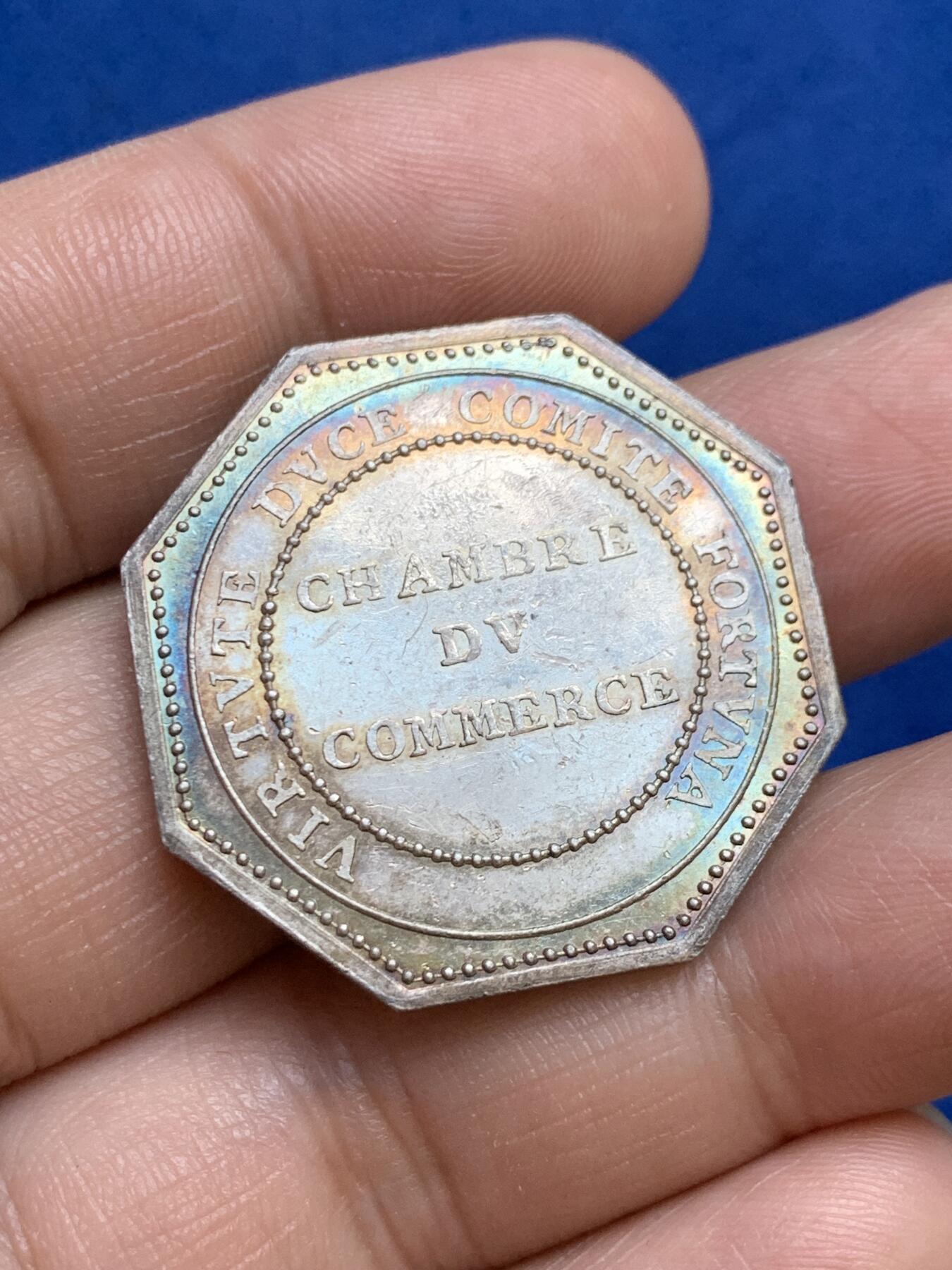 《竞宝斋》第271场-八角与章专场 周日，周一，周二  3场连拍 （全场包邮） 法国JETON银质八角，里昂公证人，直径32.2毫米，重16.50克，无边铭