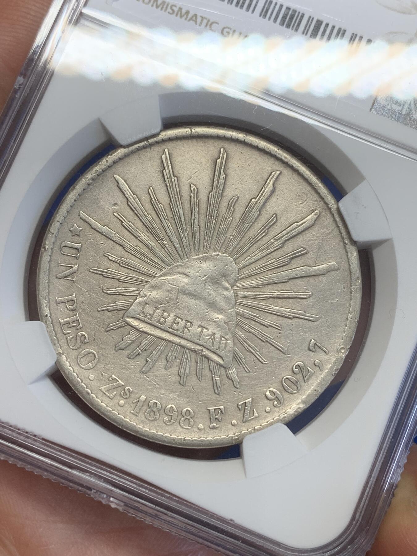 《竞宝斋》第269场- 周日，周一，周二  3场连拍 （全场包邮） NGC XFD 墨西哥1898ZS FZ直边鹰洋1比索银币