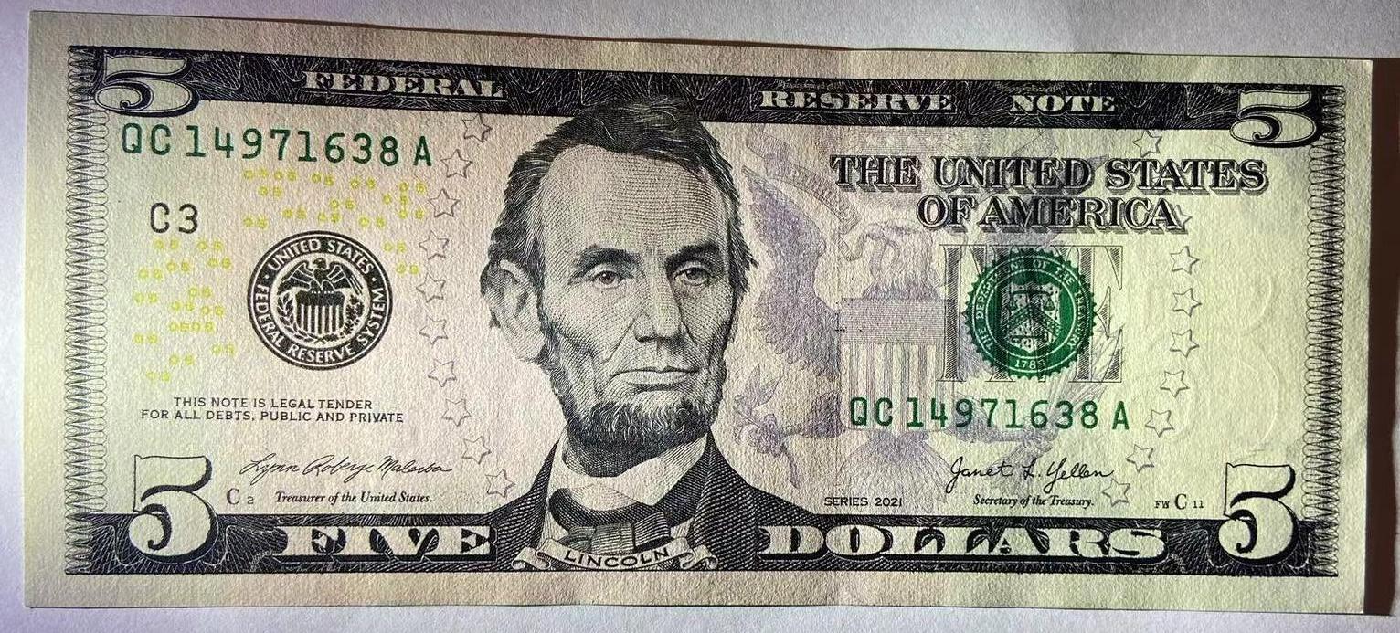 【炜奕收藏】世界精选纸币裸钞专场 2021年美国5美元，UNC-品相，尾8