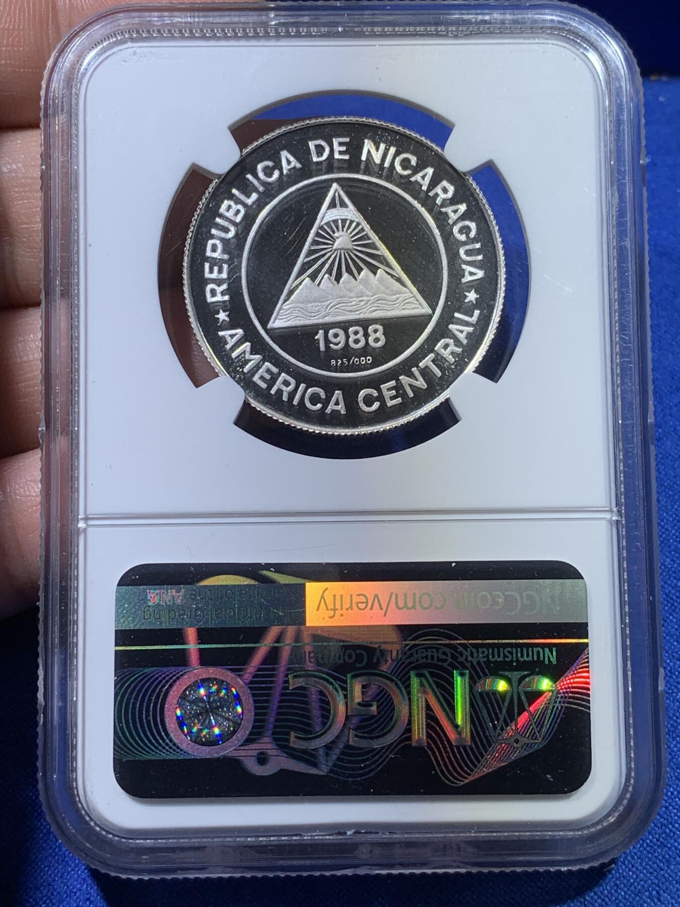 《竞宝斋》第269场- 周日，周一，周二  3场连拍 （全场包邮） NGC PF68UC 中美洲尼加拉瓜1988年卡尔加里奥运会滑雪50科多巴银币