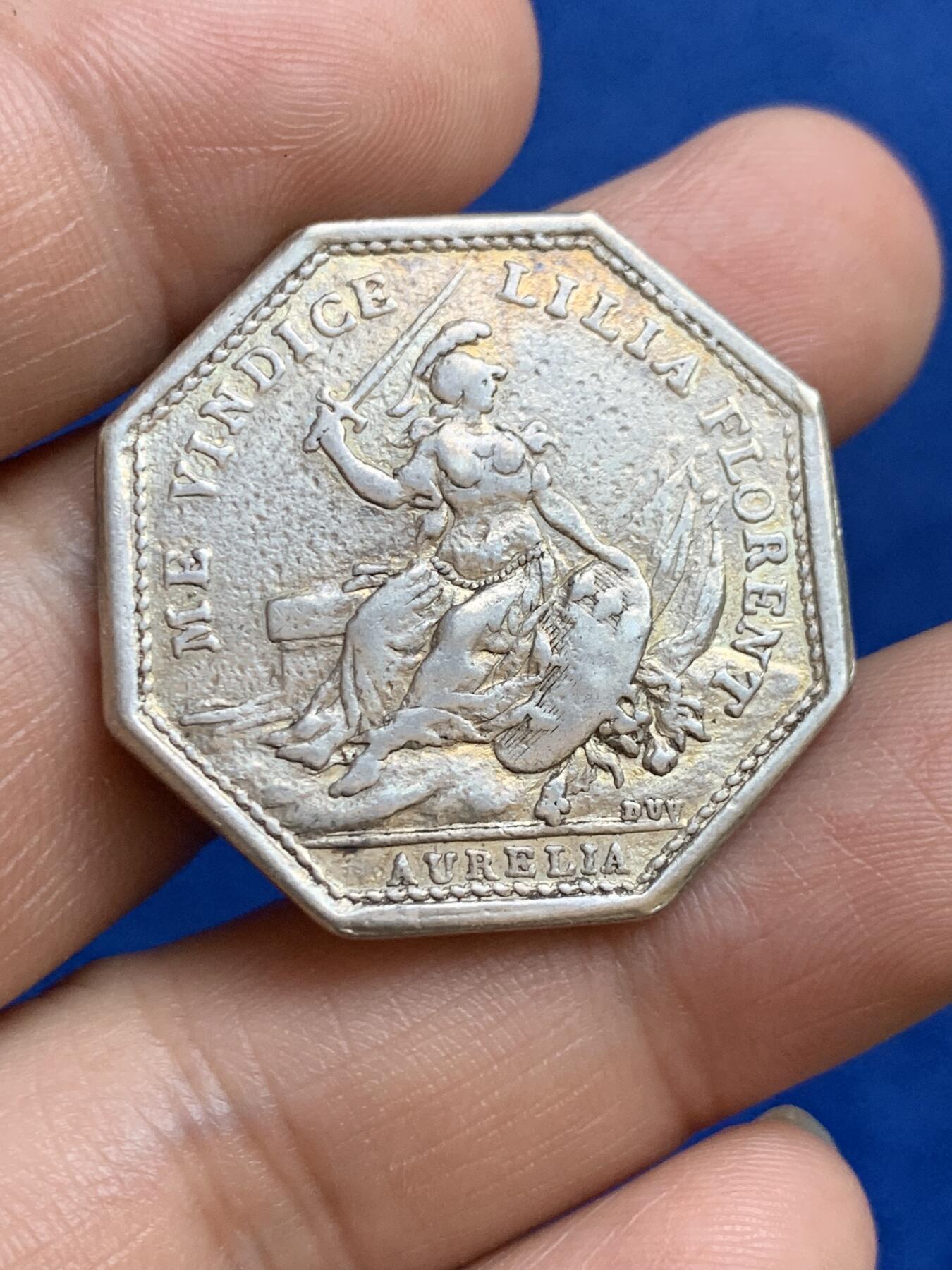 《竞宝斋》第271场-八角与章专场 周日，周一，周二  3场连拍 （全场包邮） 法国八角银质代币，奥尔良市政厅，13.73g，32.2mm，1832年之前无边铭