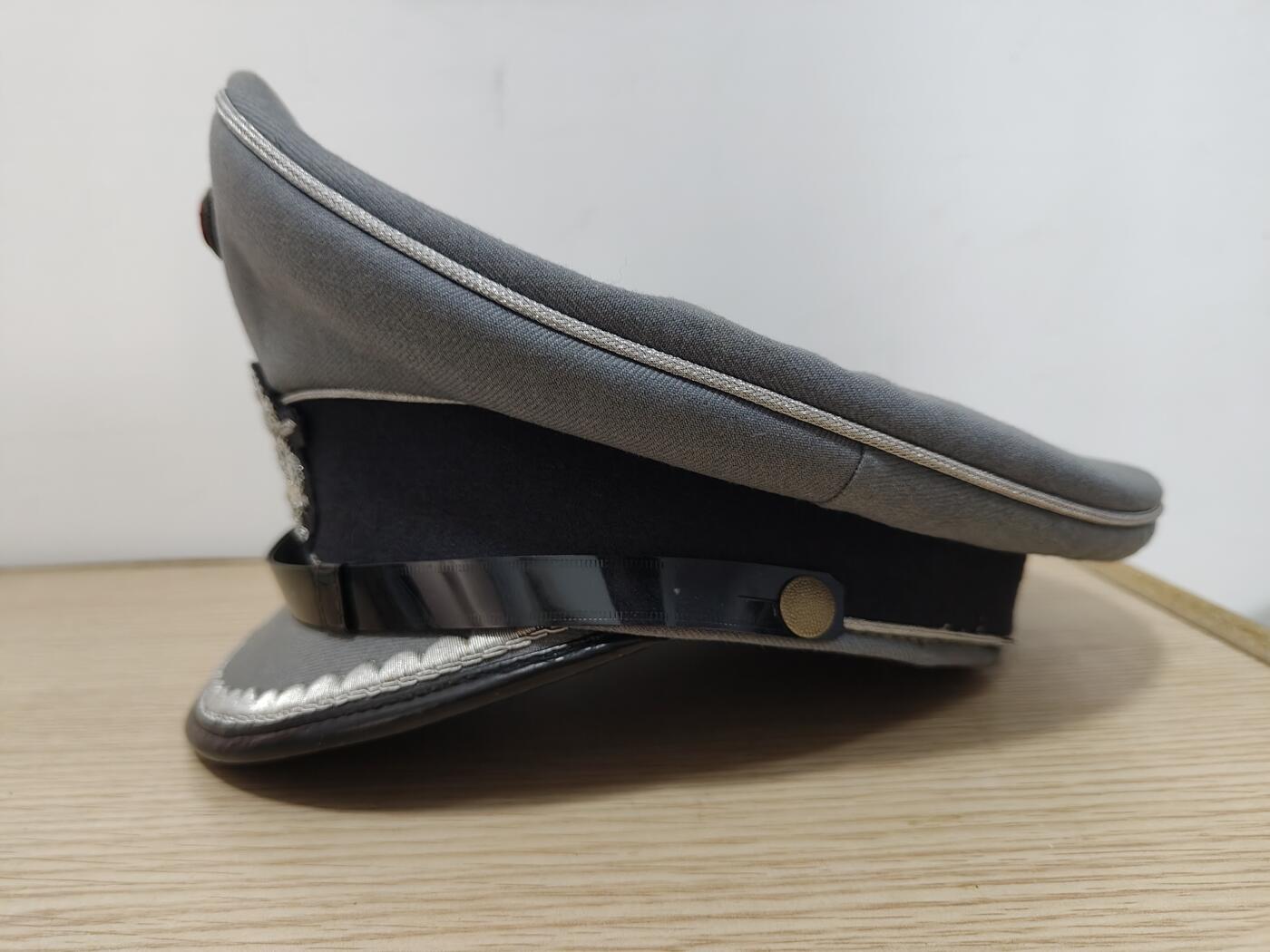 全场0元起拍 第158期 咸鱼国勋章拍卖专场 5月22日（周三）下午6：00开始 西德陆军尉官大檐帽 57CM