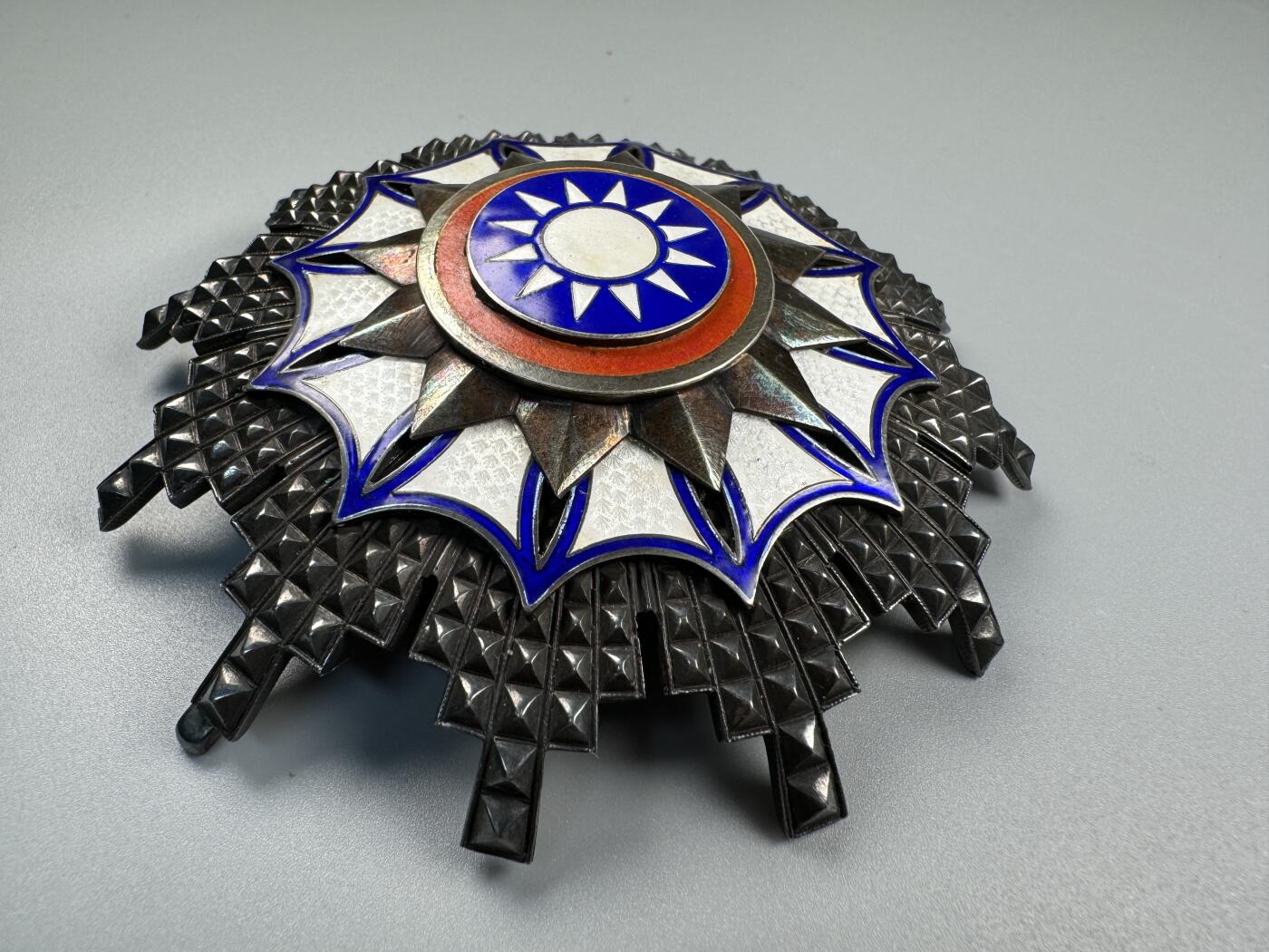 秋玥章舍第四期 武官乙种三等勋章