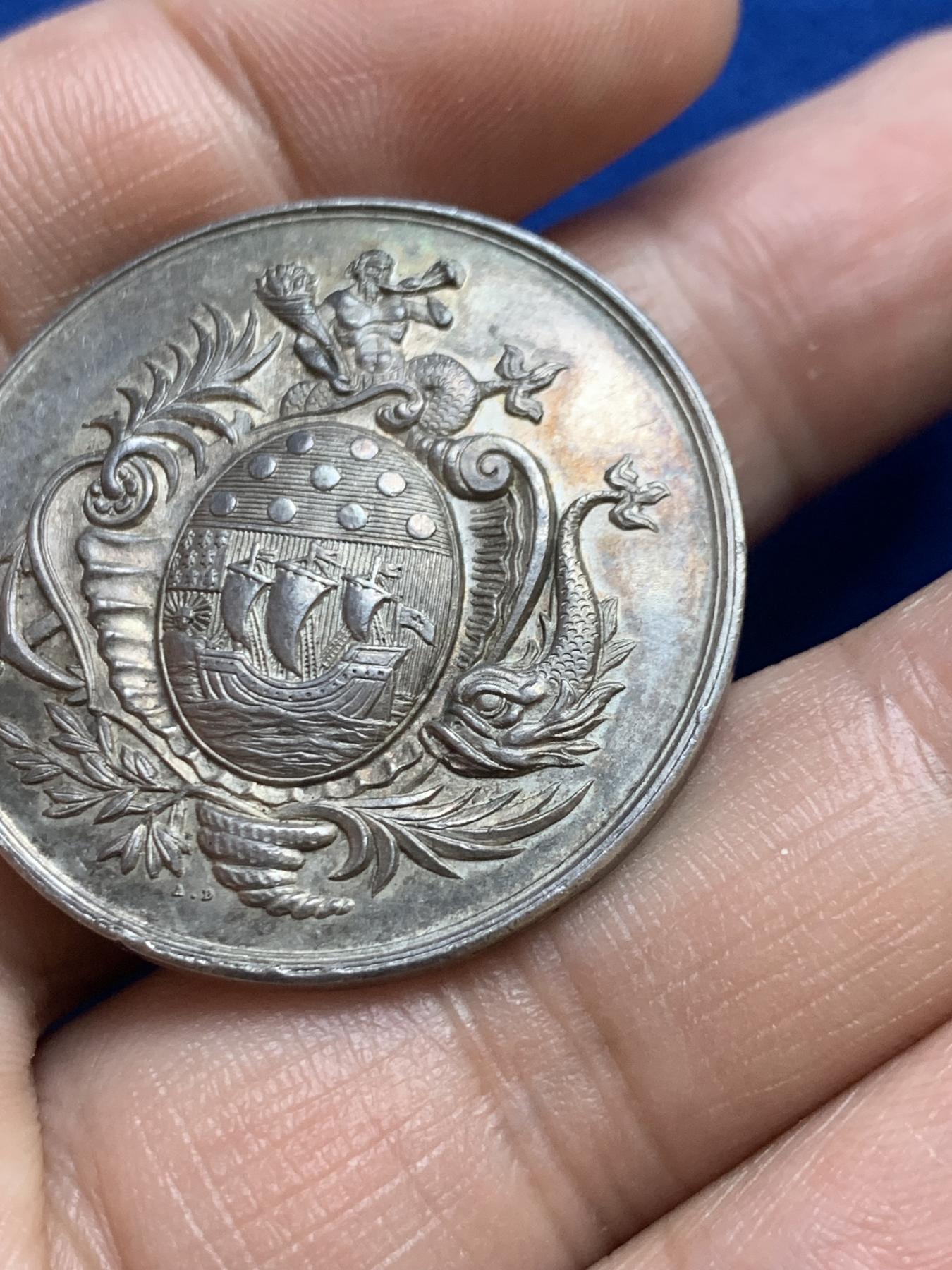 《竞宝斋》第271场-八角与章专场 周日，周一，周二  3场连拍 （全场包邮） 法国银章，洛里昂储蓄银行，15.11g，33.7mm，丰饶角边铭