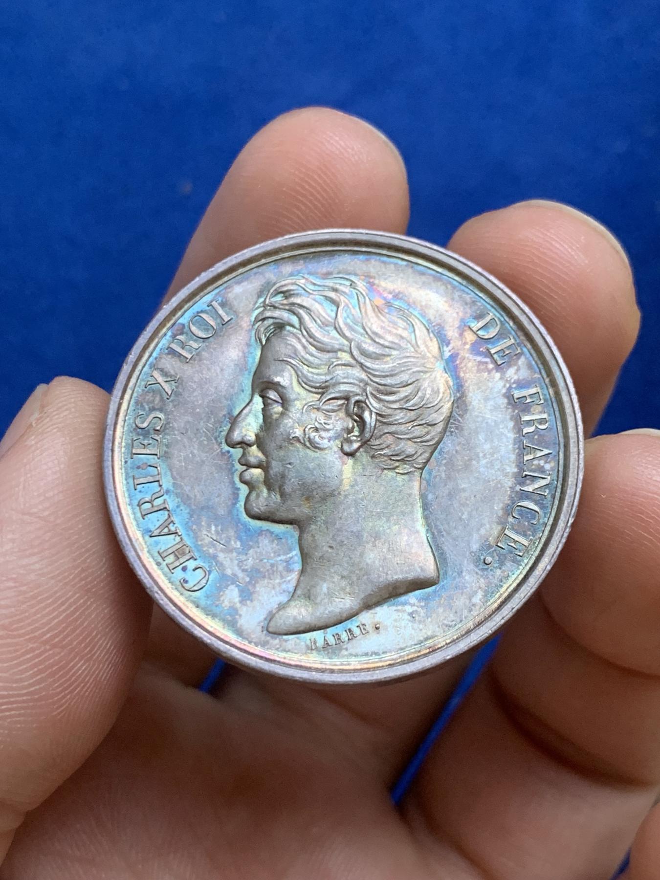 《竞宝斋》第271场-八角与章专场 周日，周一，周二  3场连拍 （全场包邮） 法国查理十世鲁昂公证人银质代币，17.52g，35.2mm，早期无边铭