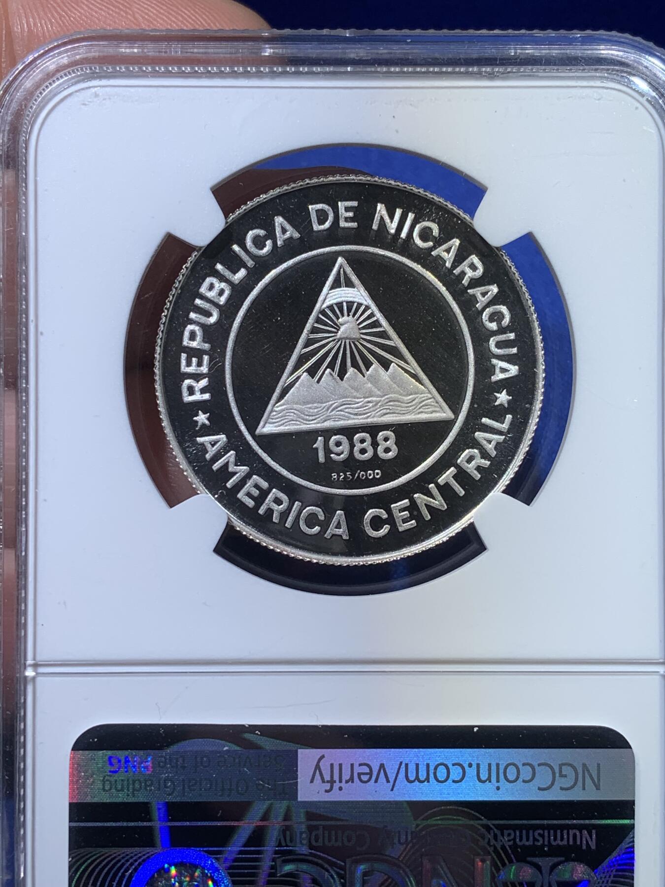 《竞宝斋》第269场- 周日，周一，周二  3场连拍 （全场包邮） NGC PF68UC 中美洲尼加拉瓜1988年卡尔加里奥运会滑雪50科多巴银币