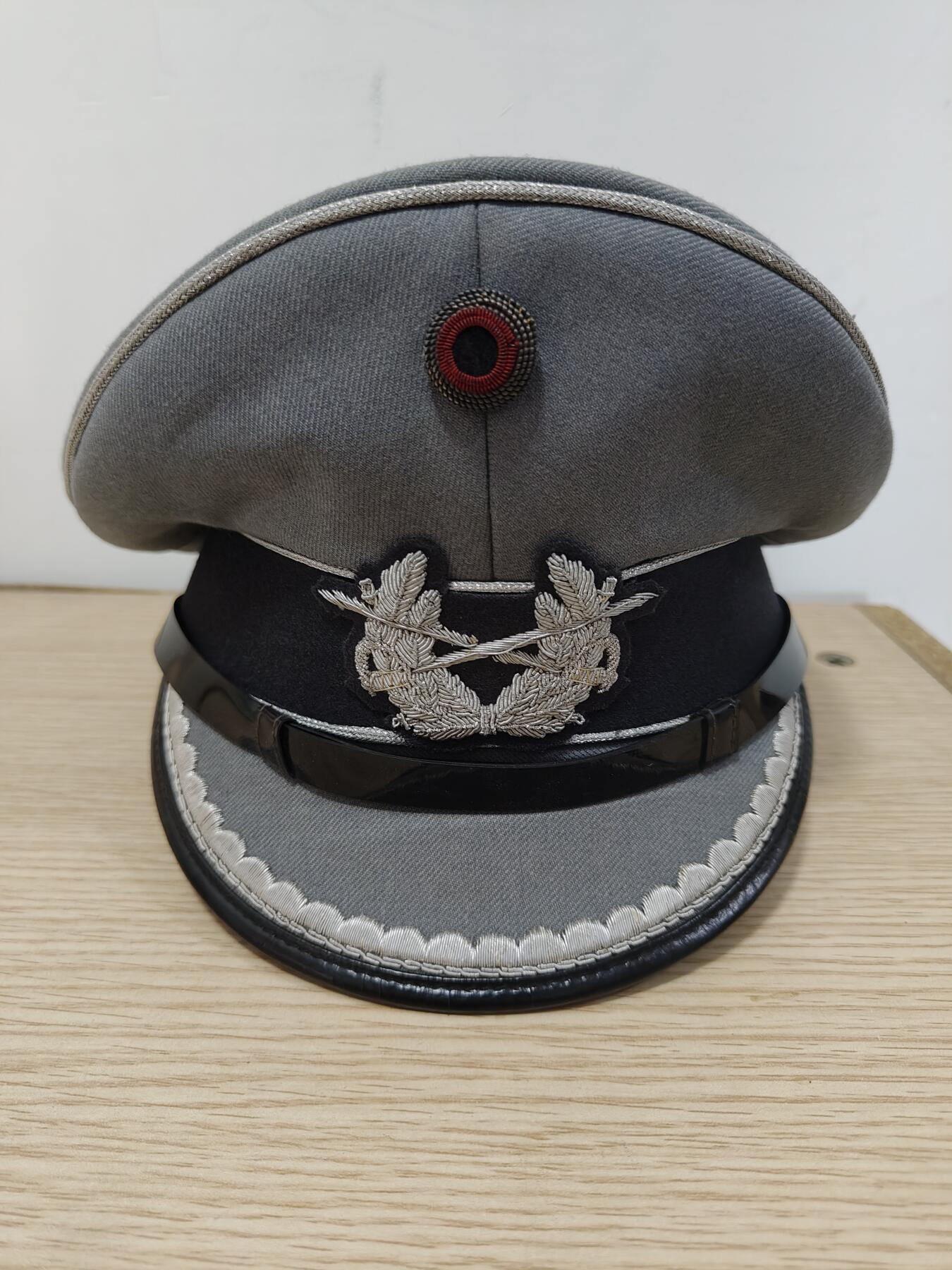 全场0元起拍 第158期 咸鱼国勋章拍卖专场 5月22日（周三）下午6：00开始 西德陆军尉官大檐帽 57CM