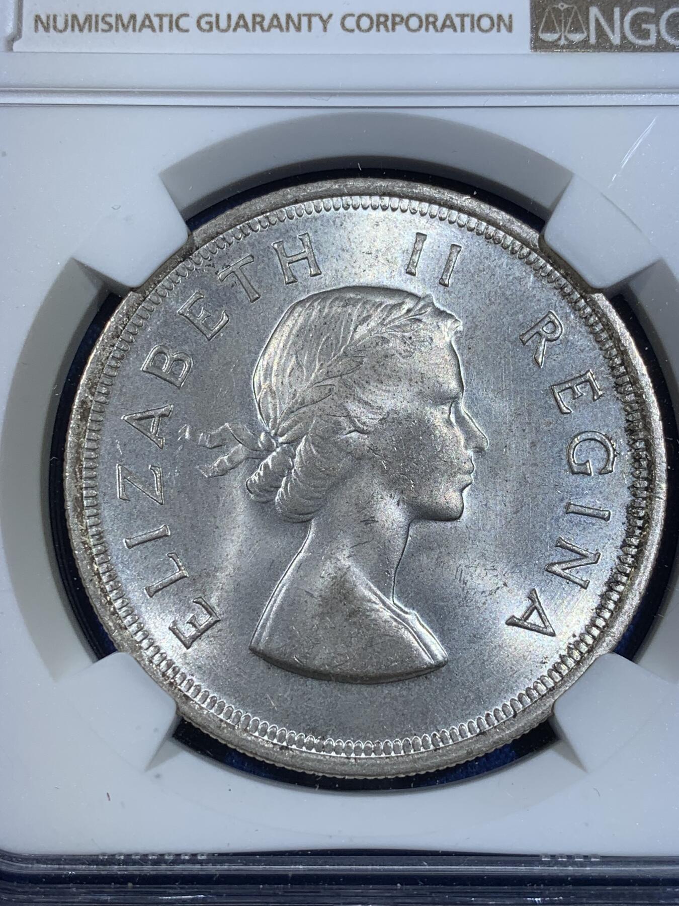 《竞宝斋》第269场- 周日，周一，周二  3场连拍 （全场包邮） NGC MS63 南非1953年伊丽莎白二世加冕首年克朗大银币