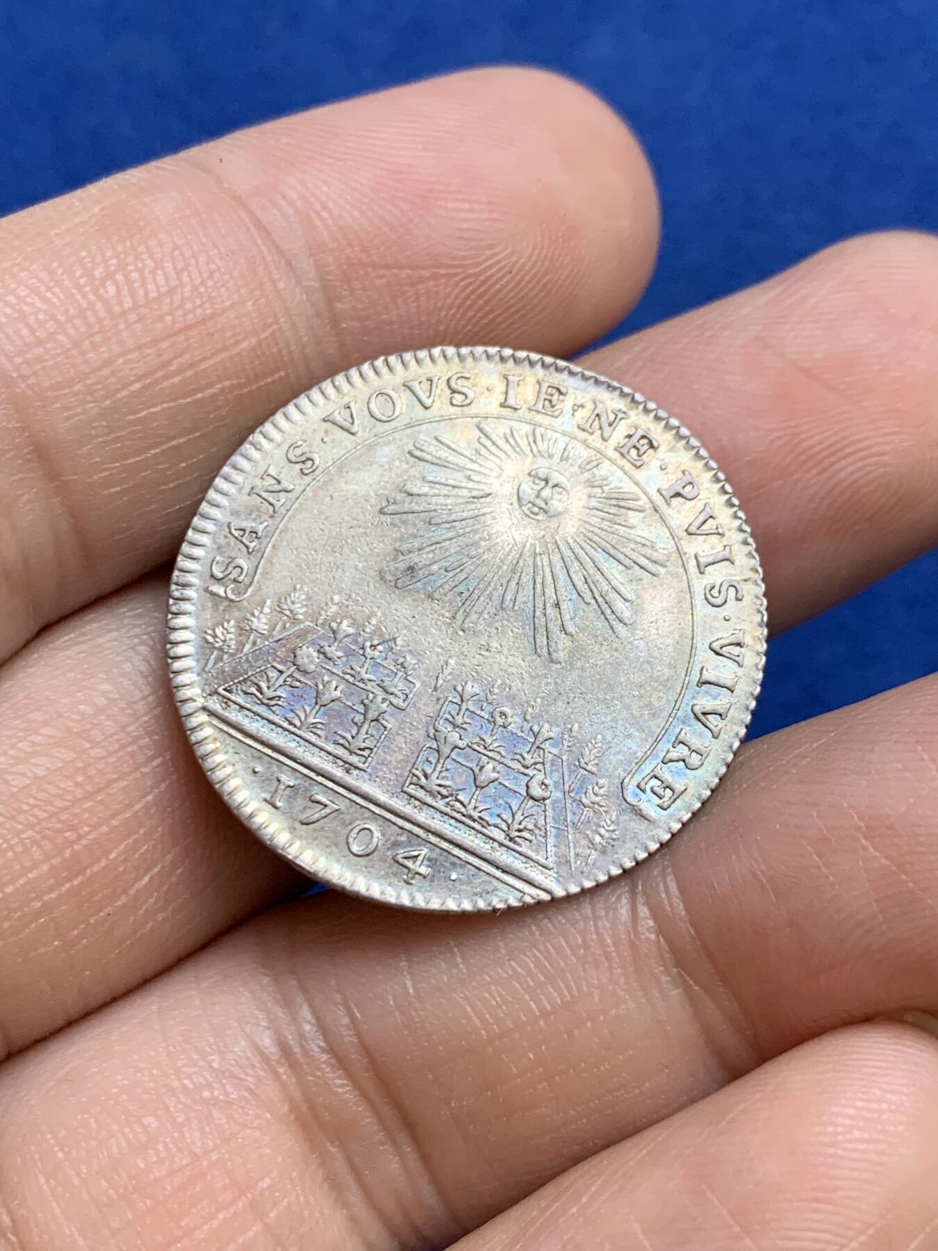 《竞宝斋》第271场-八角与章专场 周日，周一，周二  3场连拍 （全场包邮） 法国绣花公司商人银质代币，5.59g，28.6mm