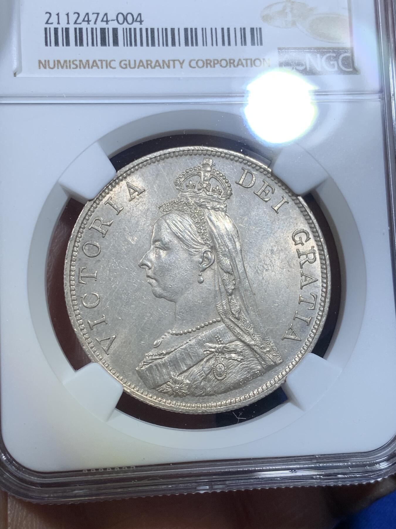 《竞宝斋》第269场- 周日，周一，周二  3场连拍 （全场包邮） NGC MS62 英国1890年维多利亚高冠双弗洛林银币