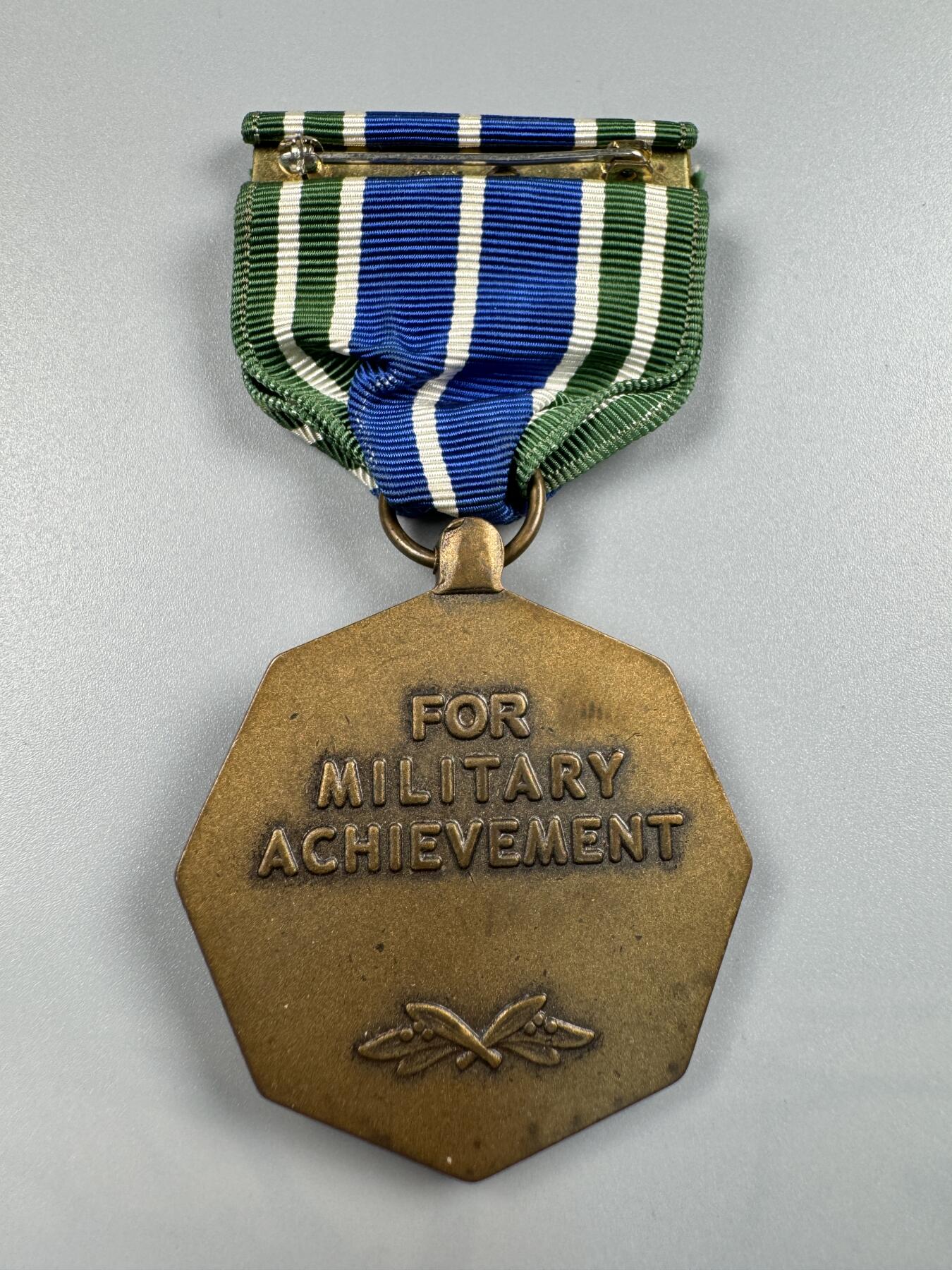 秋玥章舍第四期 美国陆军成就奖章1775