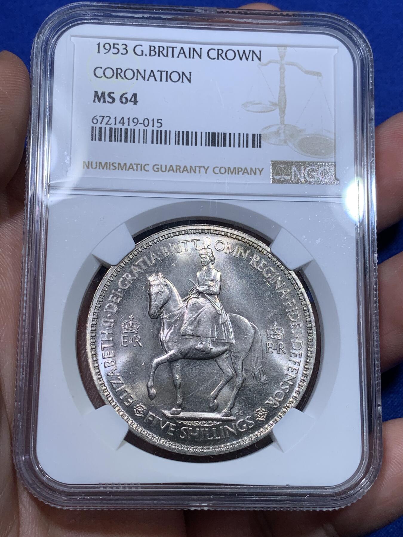 《竞宝斋》第269场- 周日，周一，周二  3场连拍 （全场包邮） NGC MS64 英国1953年伊丽莎白二世登基克朗