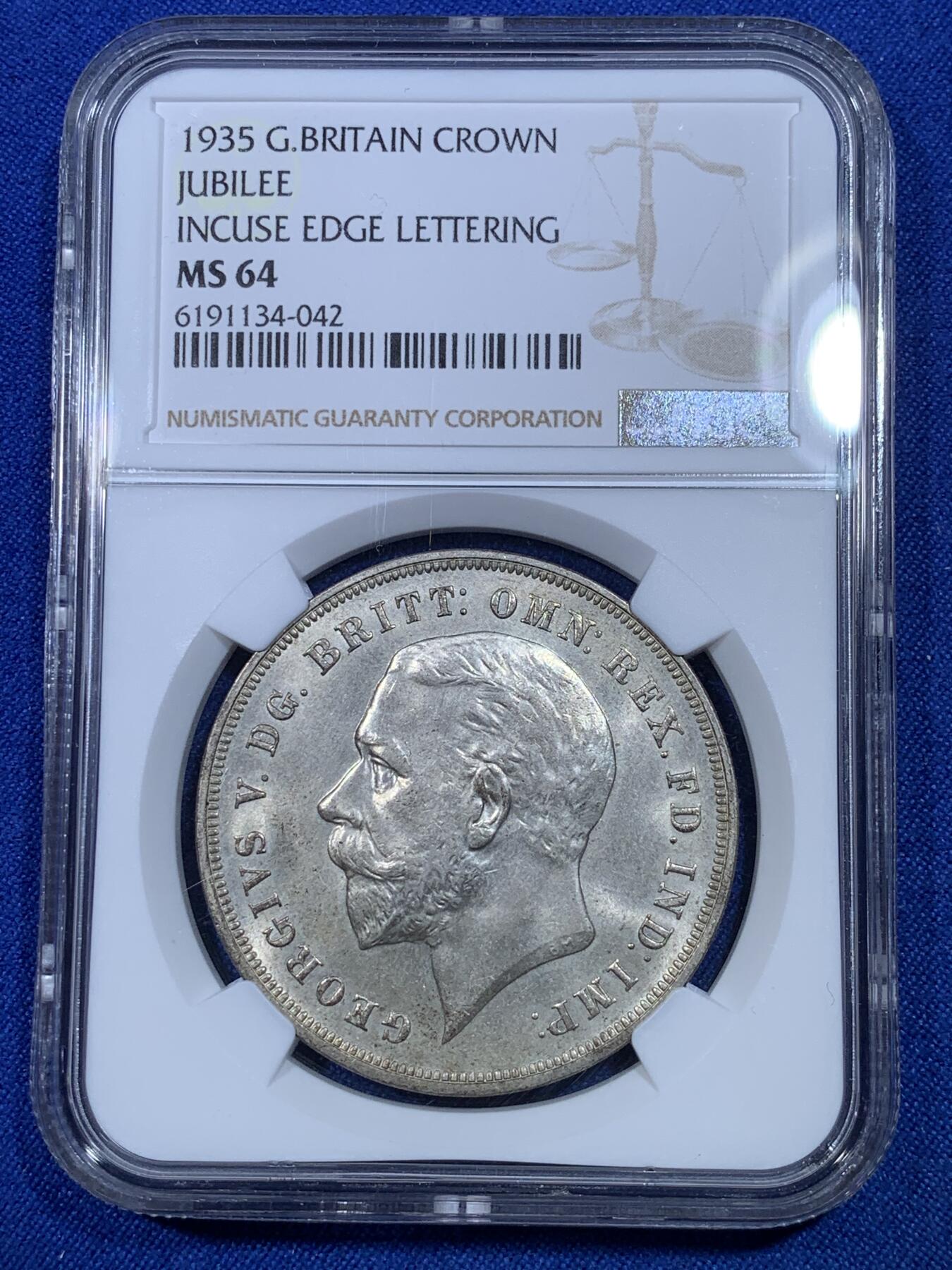 《竞宝斋》第269场- 周日，周一，周二  3场连拍 （全场包邮） NGC MS64 英国1935年木马剑克朗银币 底板干净 观感不错