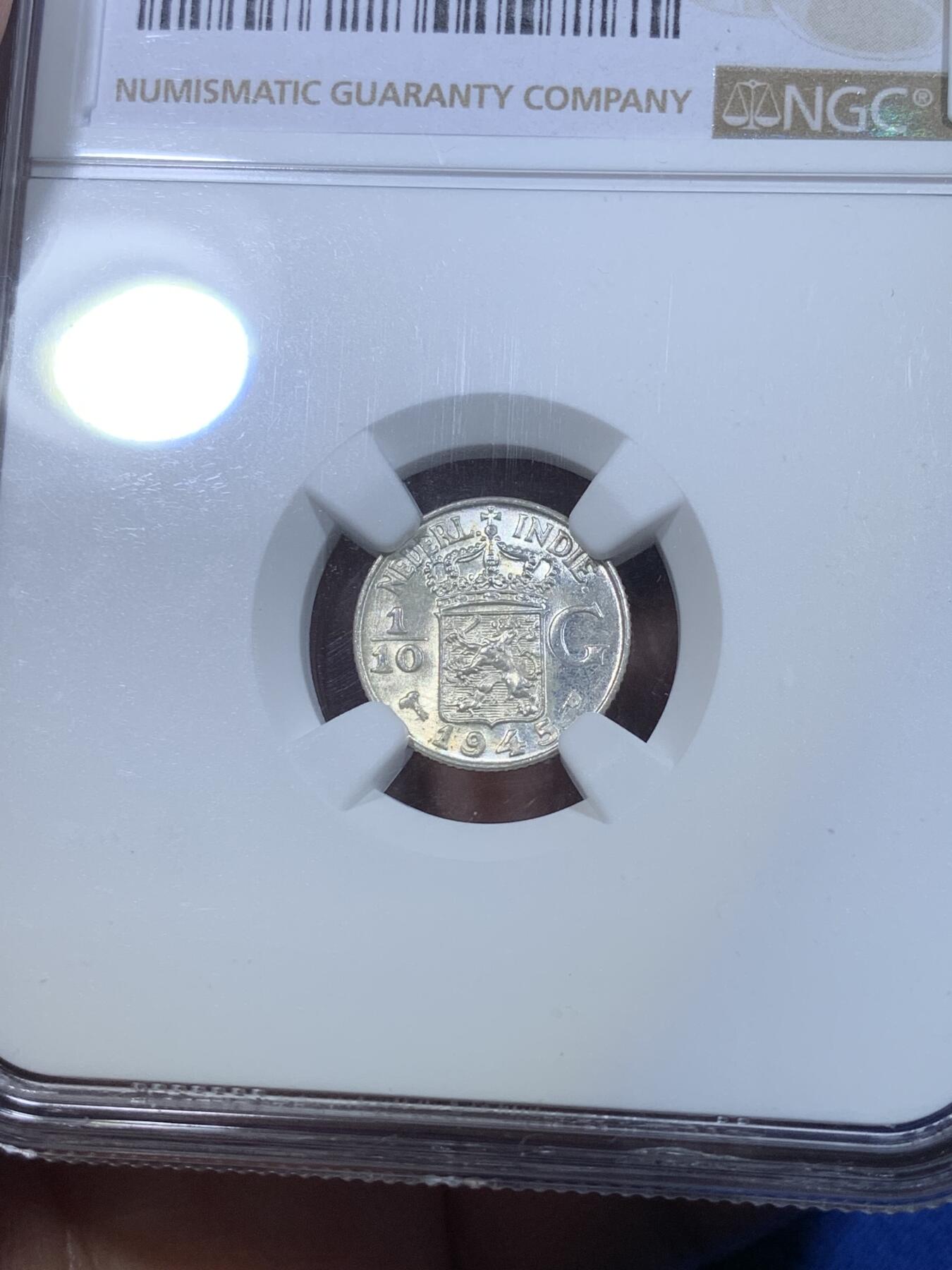 《竞宝斋》第269场- 周日，周一，周二  3场连拍 （全场包邮） NGC MS64 1945年P版 荷属东印度 1/10盾银币