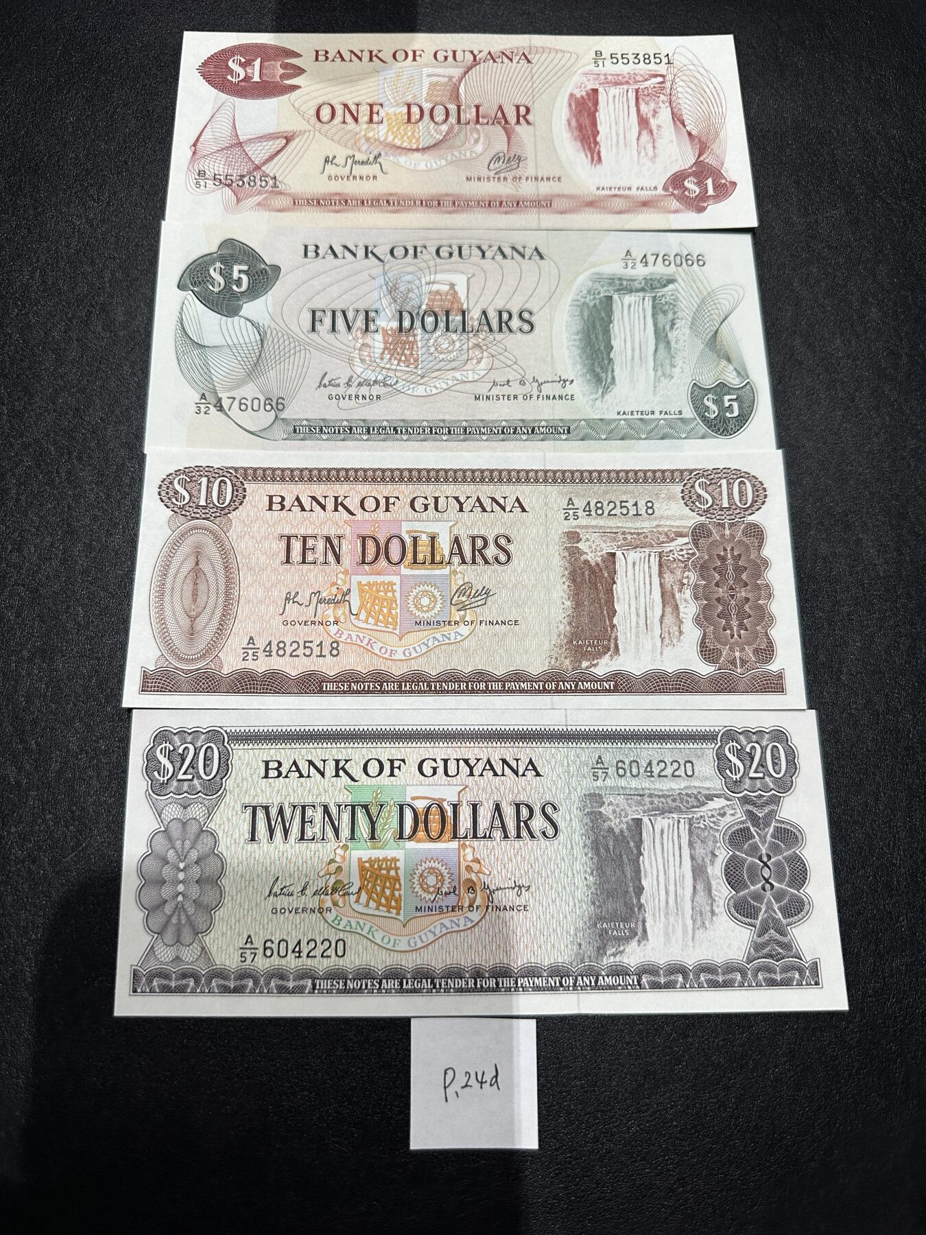 《外钞收藏家》第三百七十期（美洲纸币+其他） 圭亚那1966版，1/5/10/20元，4枚难得的全套	P21-24 全新20有极轻微潮点